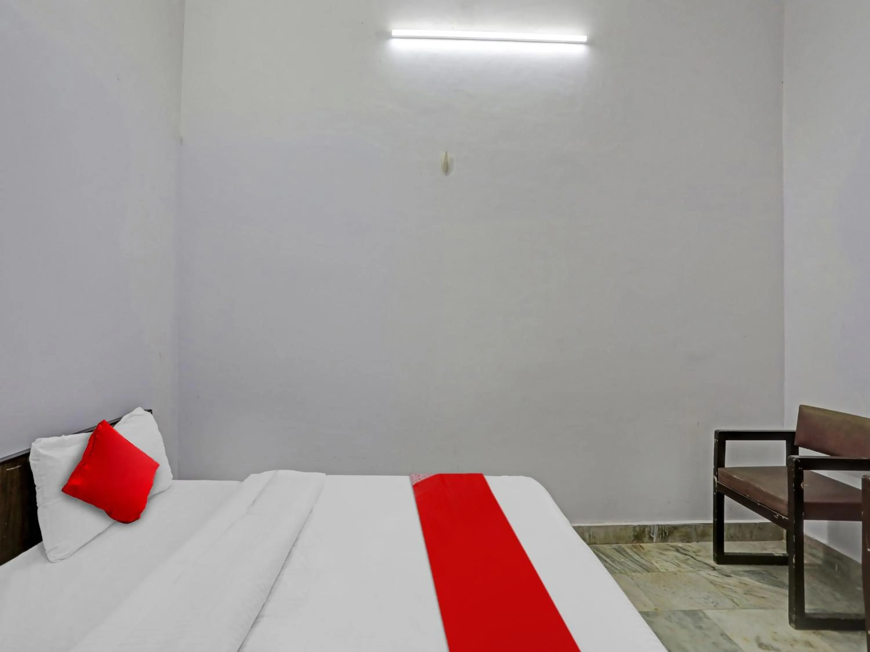 Bedroom in Hotel O by OYO easy stay inn