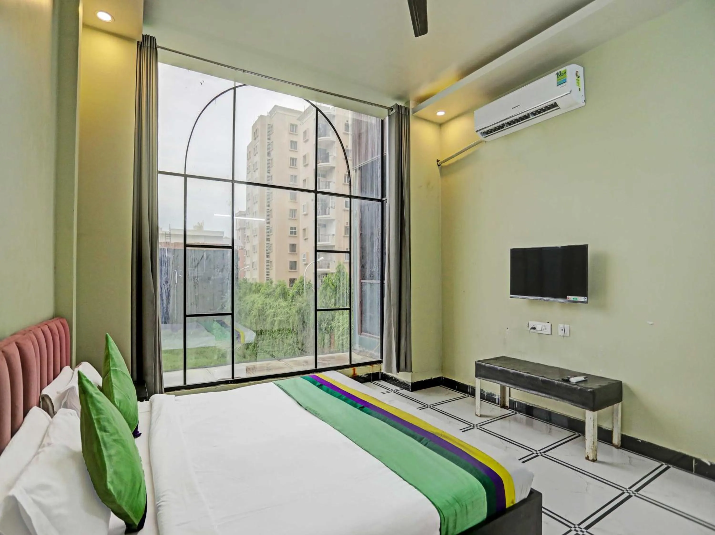 Bedroom, Bed in Hotel O Expo View Stay