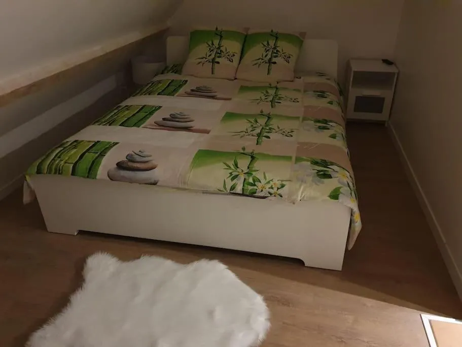Bedroom, Bed in Le Green Duplex moderne en hypercentre