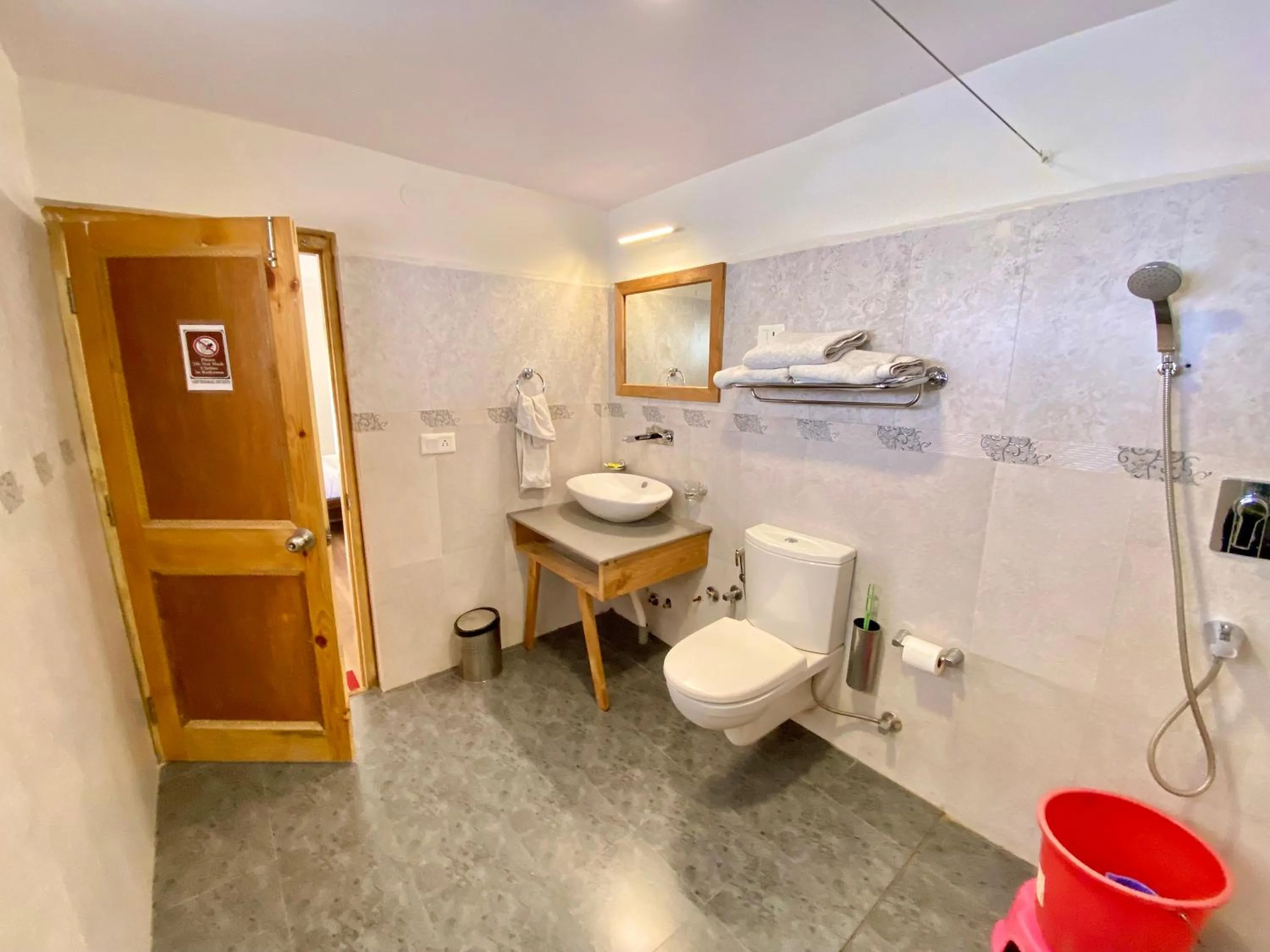 Toilet in Hotel Palam Hills