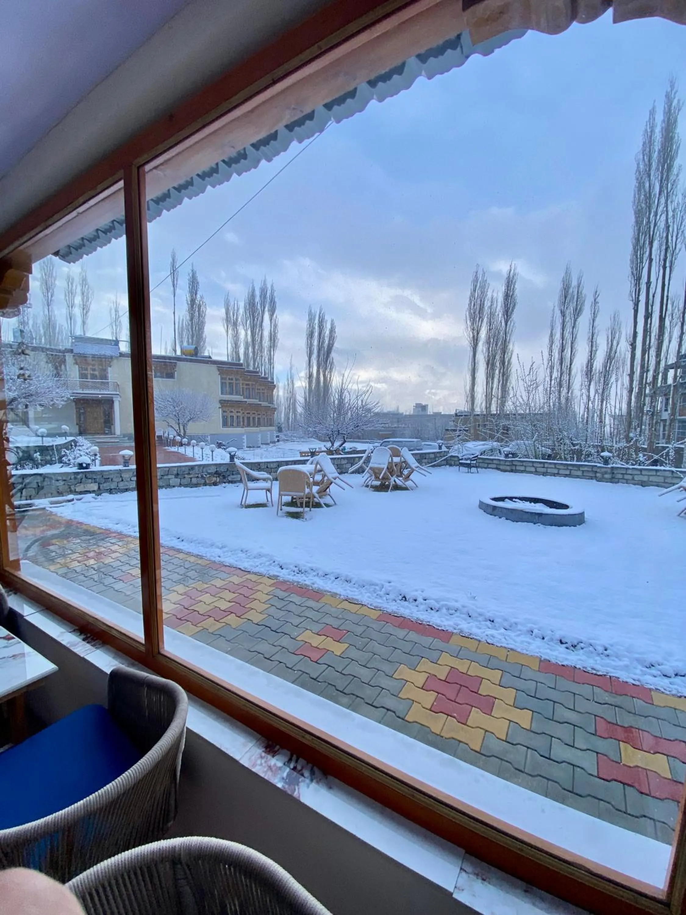 Restaurant/places to eat in Hotel Palam Hills