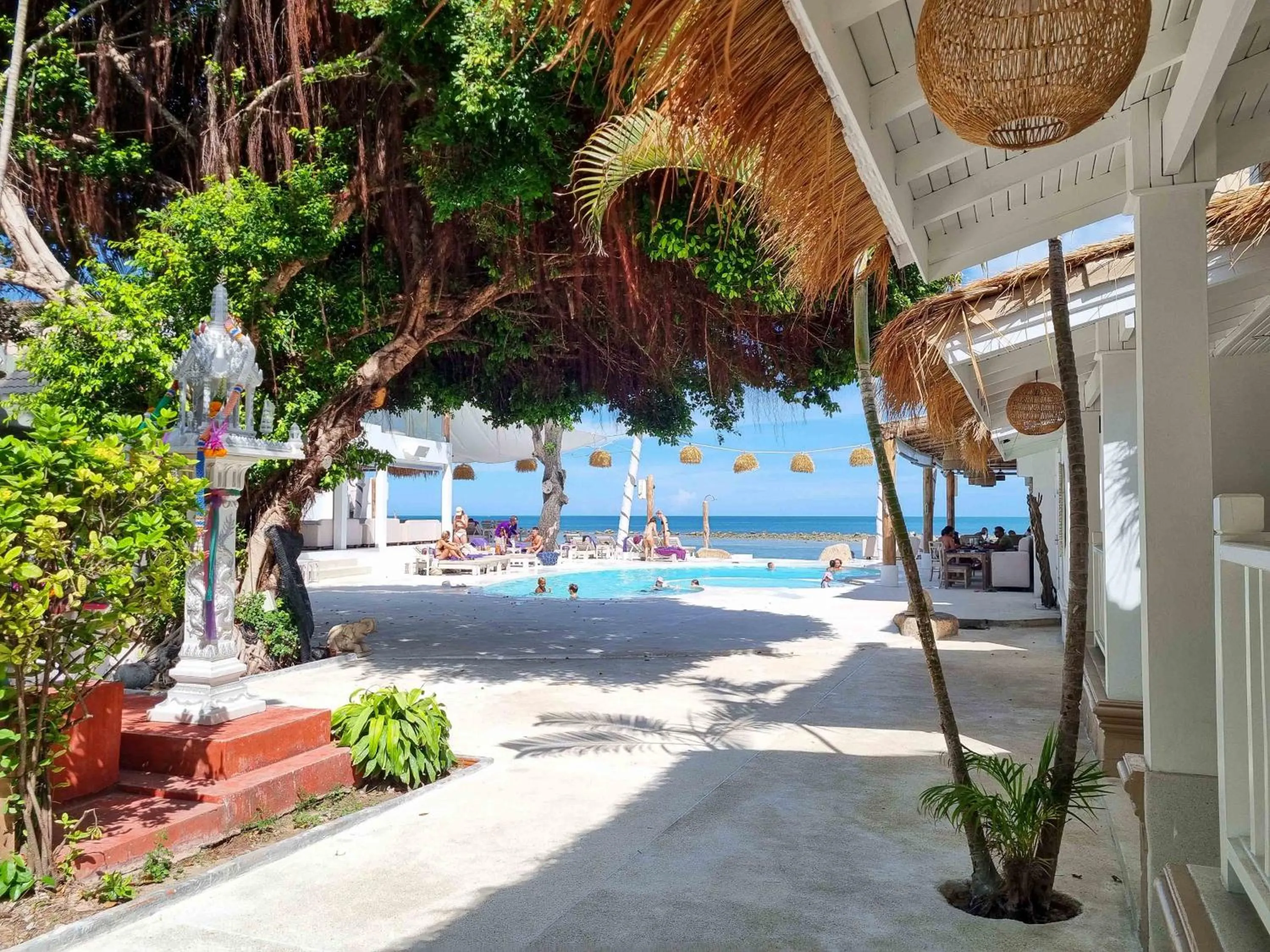 Day in Elephant Beach Club & Resort Samui