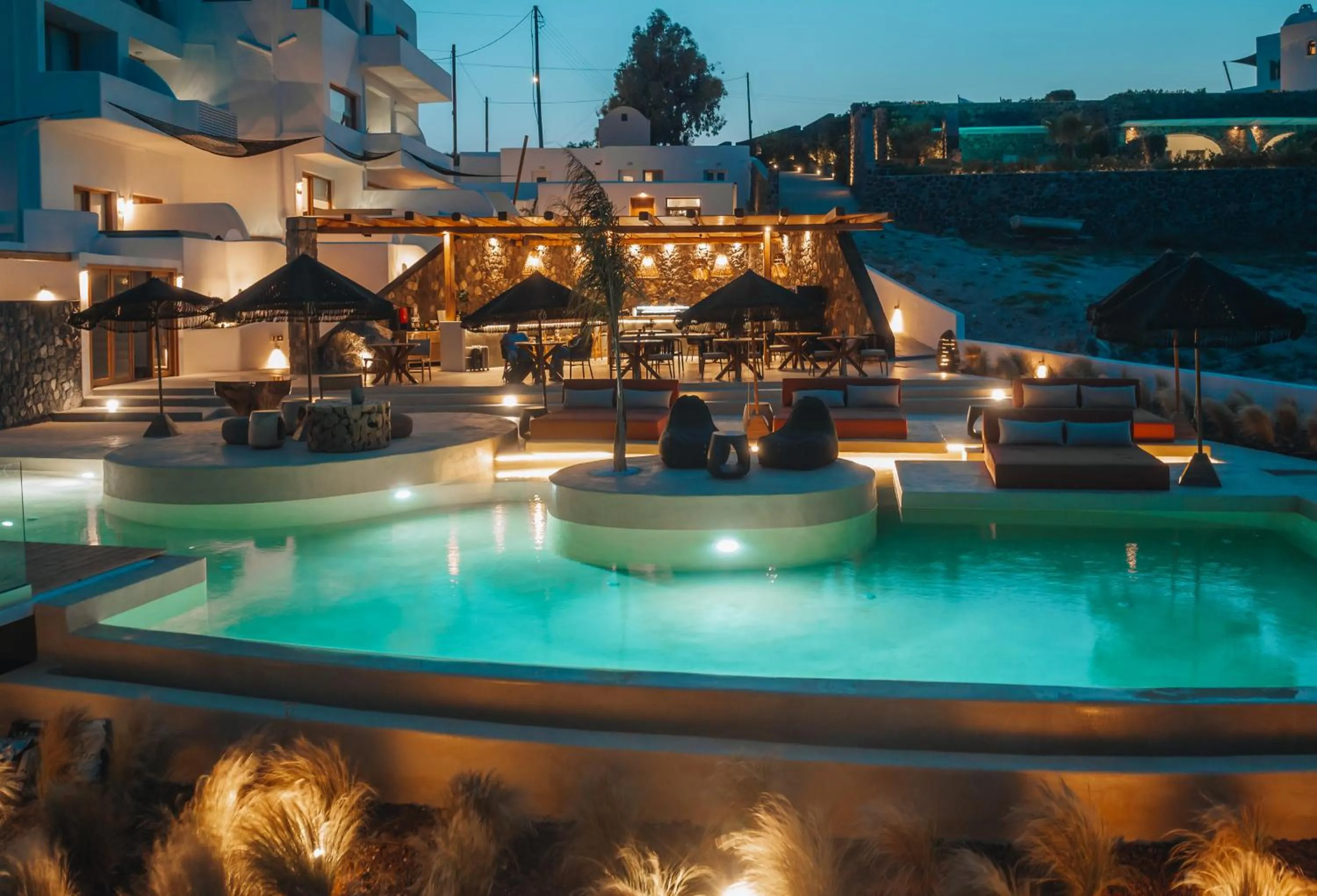 Property building in Divino Caldera