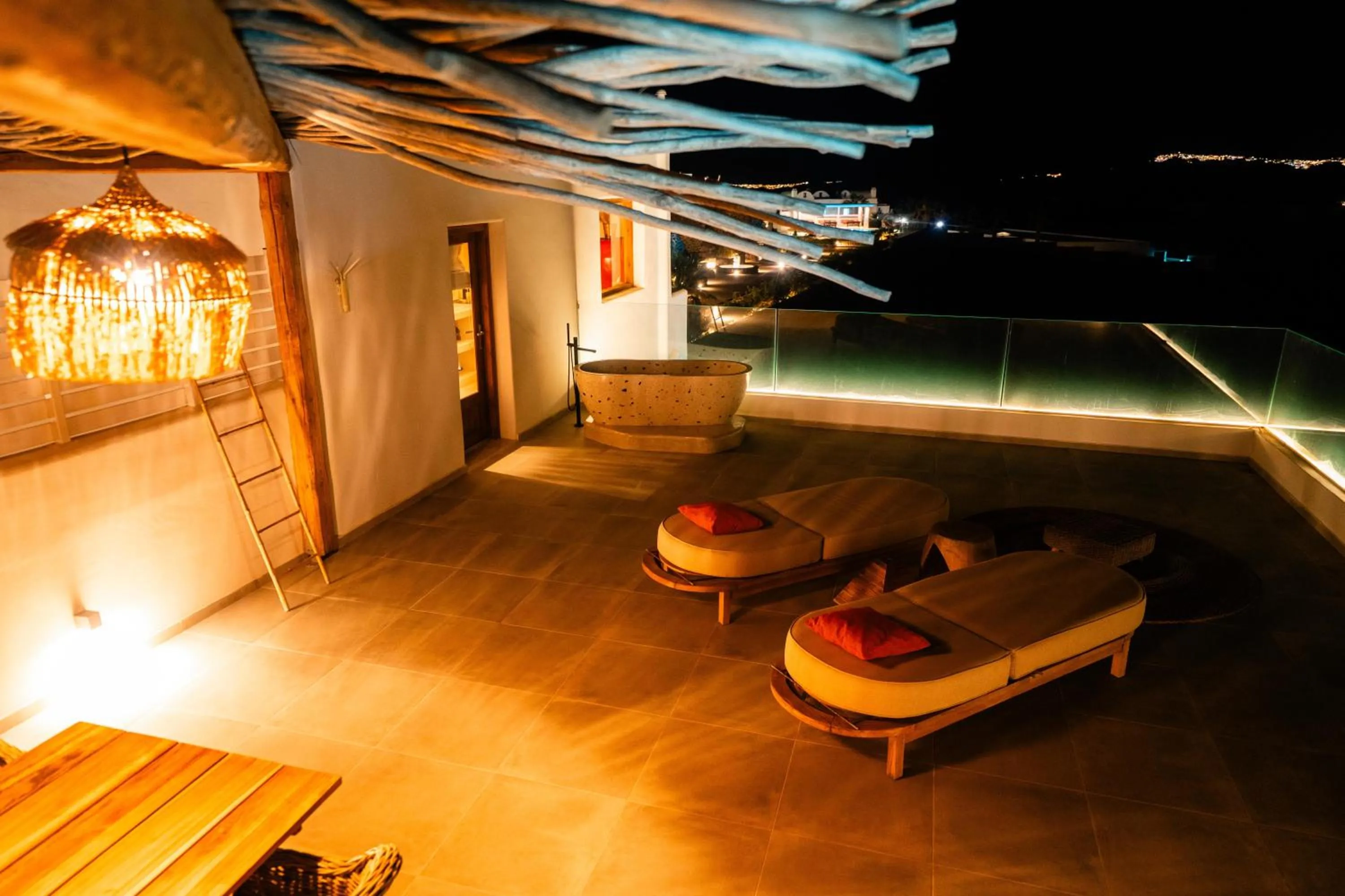 Night in Divino Caldera