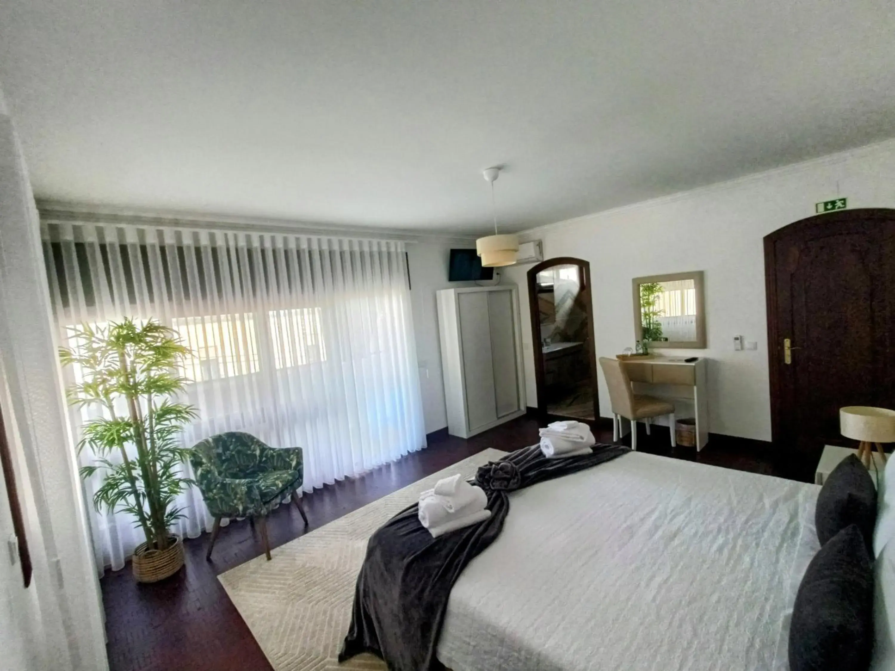 Double or Twin Room with View in Quinta da Costinha Double or Twin Room with View in Quinta da Costinha