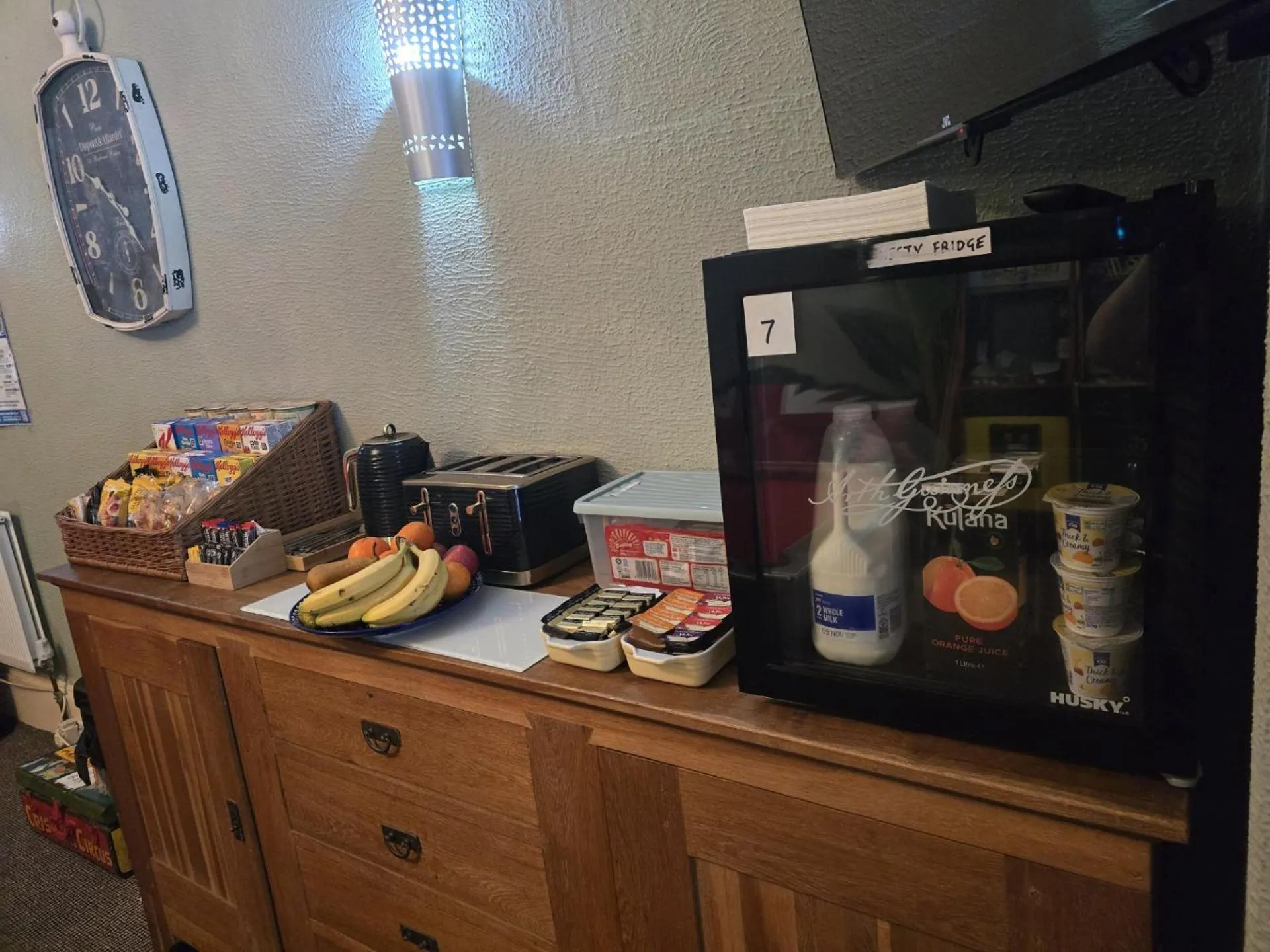 Continental breakfast in Maydene Hotel