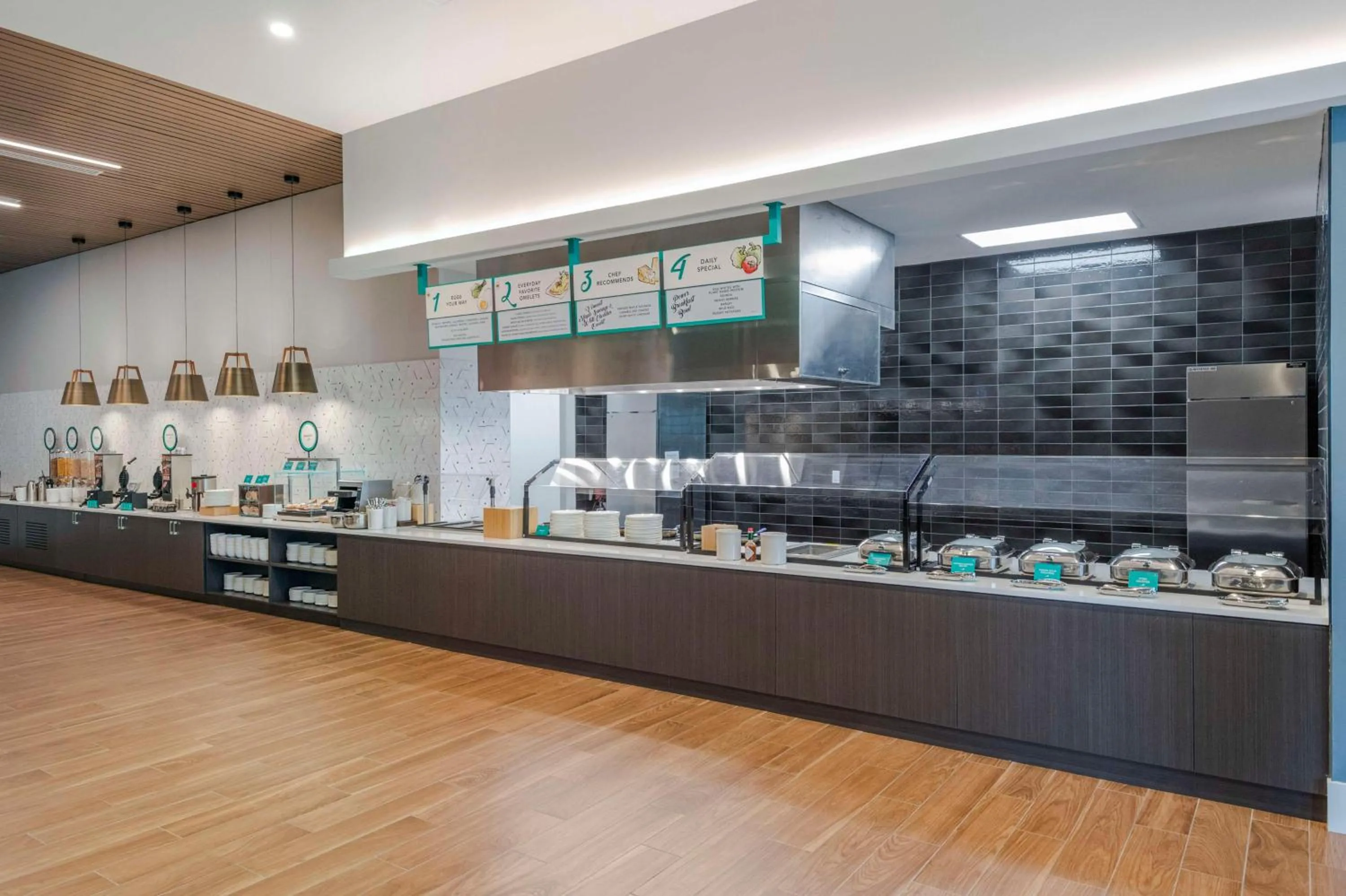 Restaurant/places to eat in Embassy Suites By Hilton Asheville Downtown