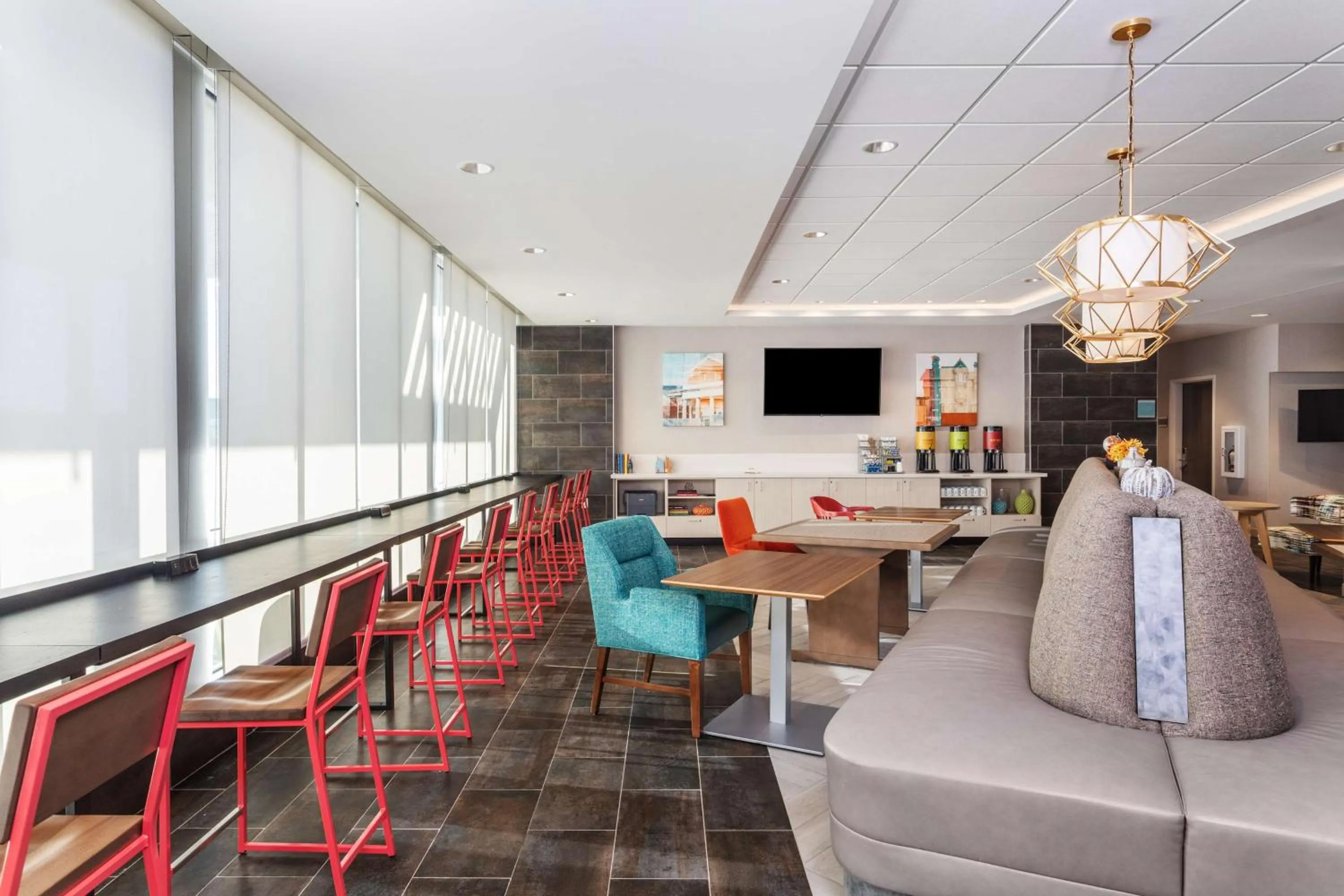 Lobby or reception in Home2 Suites By Hilton Cedar Rapids Westdale