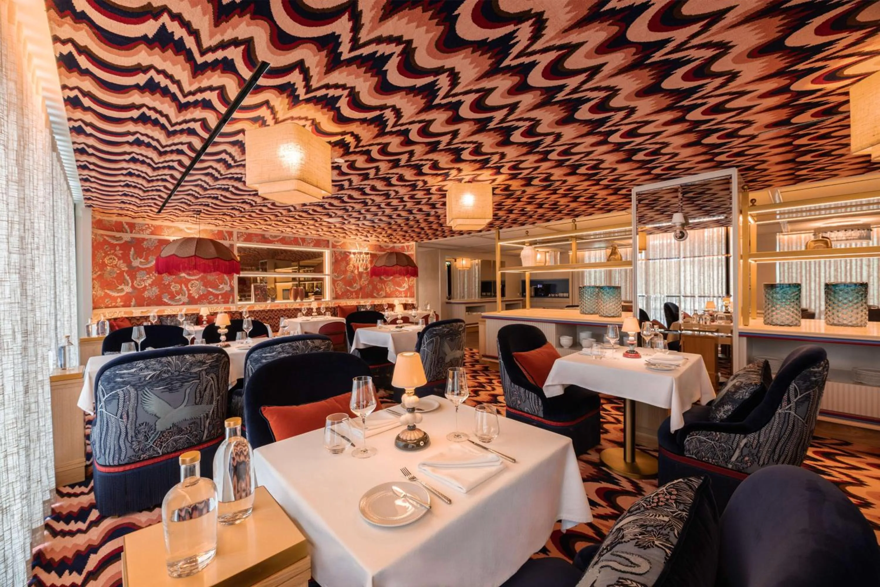 Dining area in Legacy Hotel Cascais, Curio Collection By Hilton