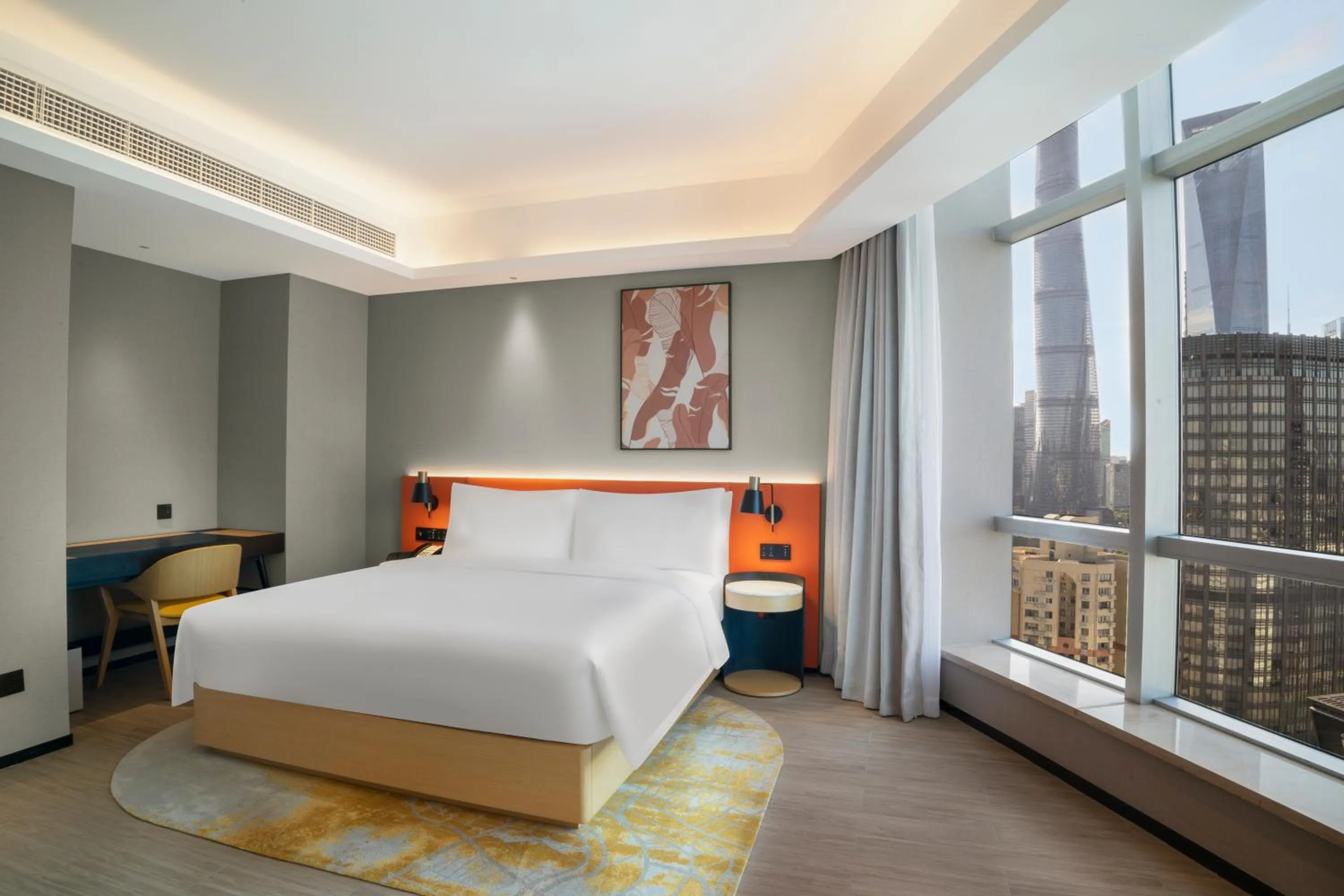 Bedroom, Bed in Hilton Garden Inn Shanghai Lujiazui