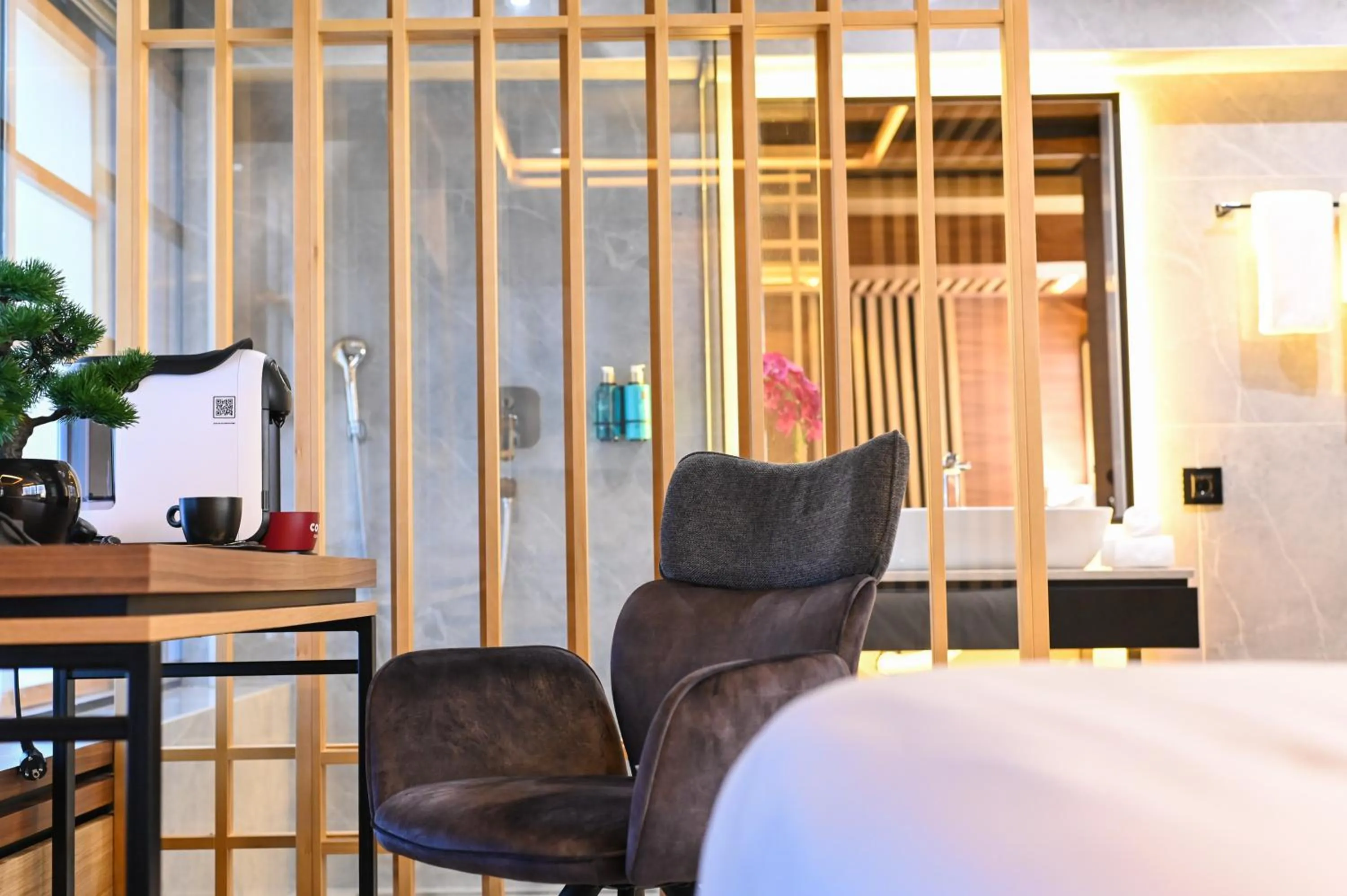 Bed in Hanami Design Hotel