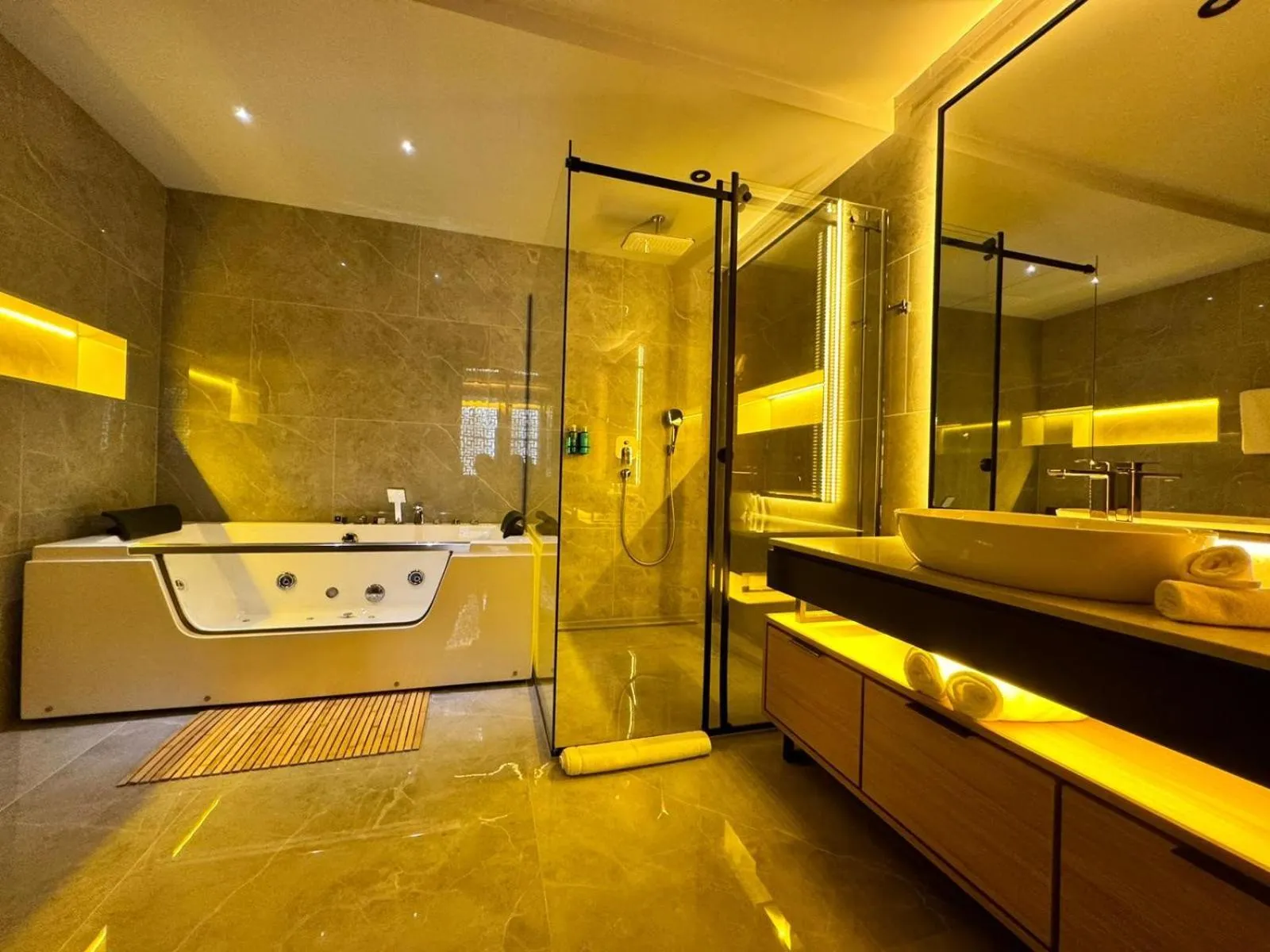 Bathroom in Hanami Design Hotel