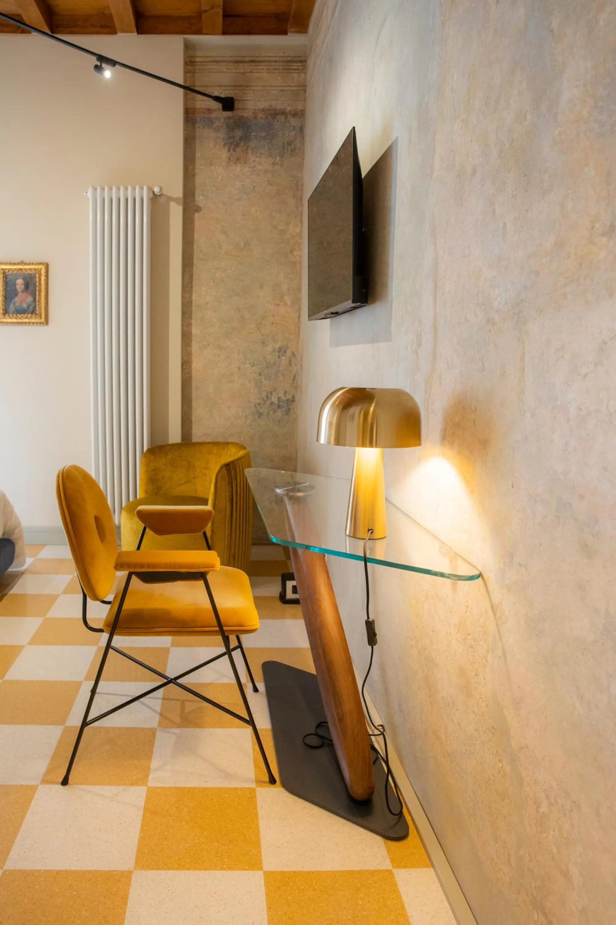Palazzo Scappi Gardi Luxury Apartments