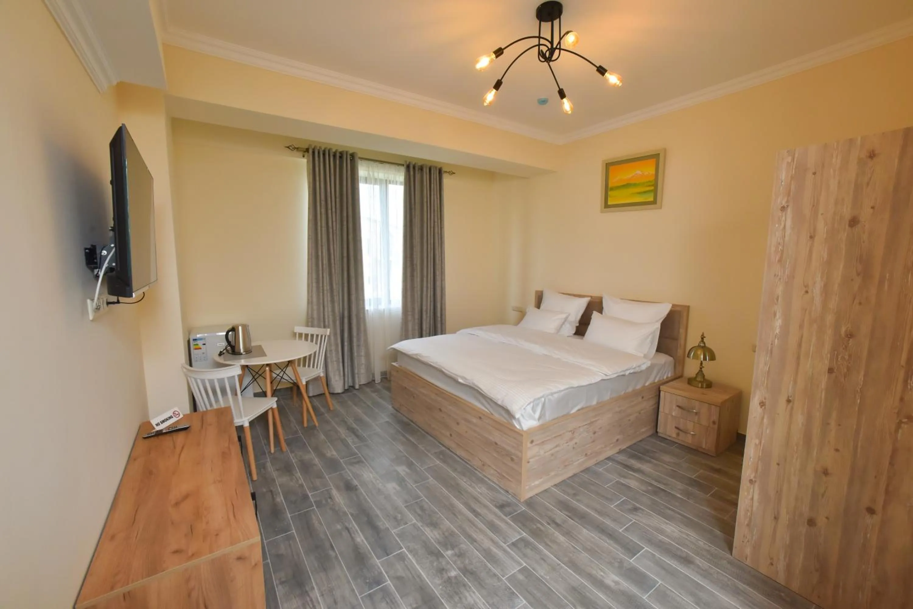 Bedroom in Altunyan Hotel