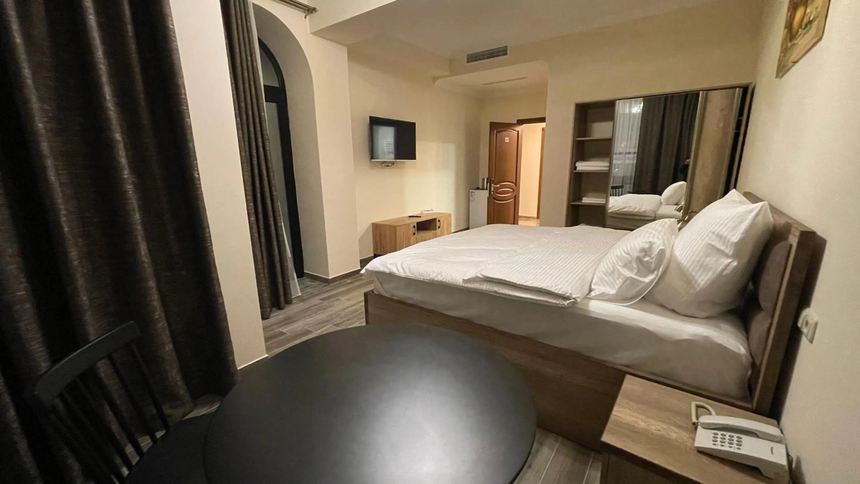 Photo of the whole room in Altunyan Hotel