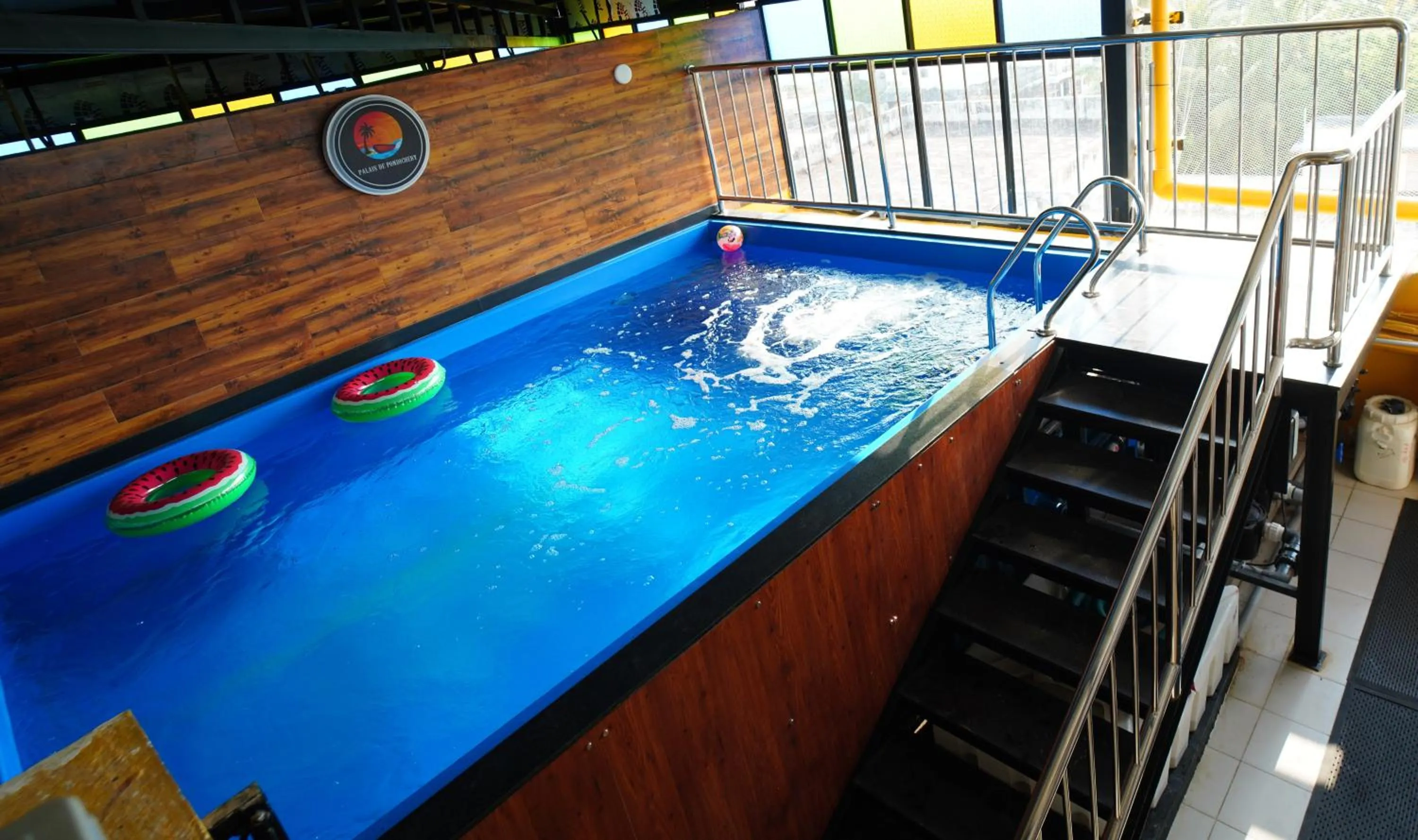 Swimming pool in Palais de Pondichéry