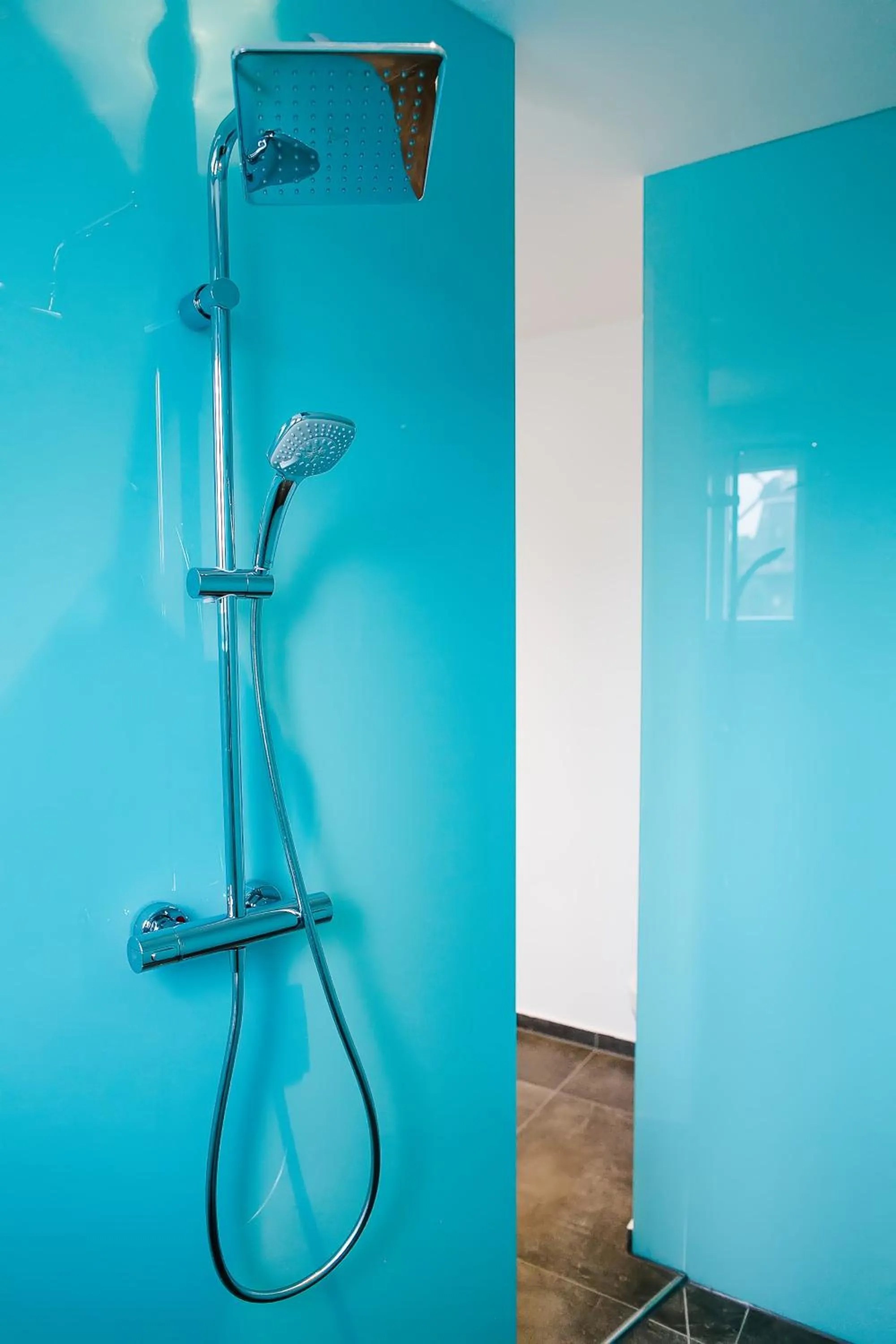 Shower in Louis & Louise Penthouse I Digital Check In