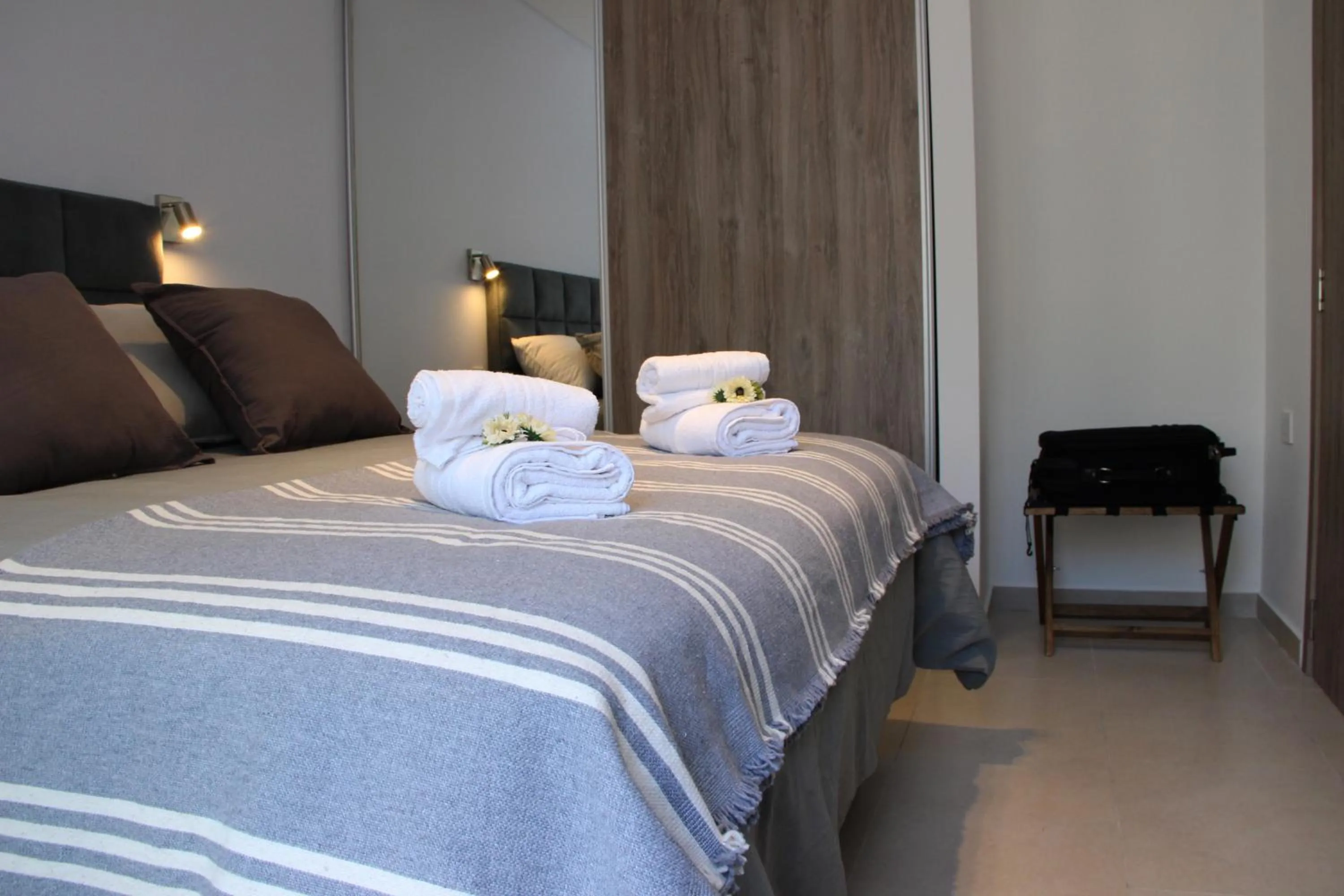 Bed in In House BA - College