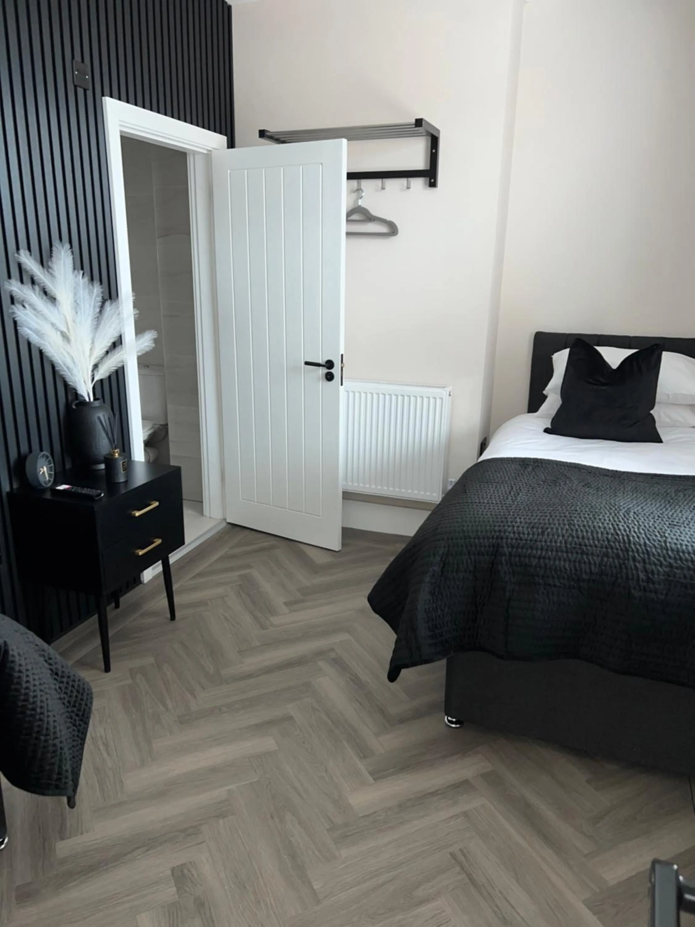 Bed in 128 Anfield Road