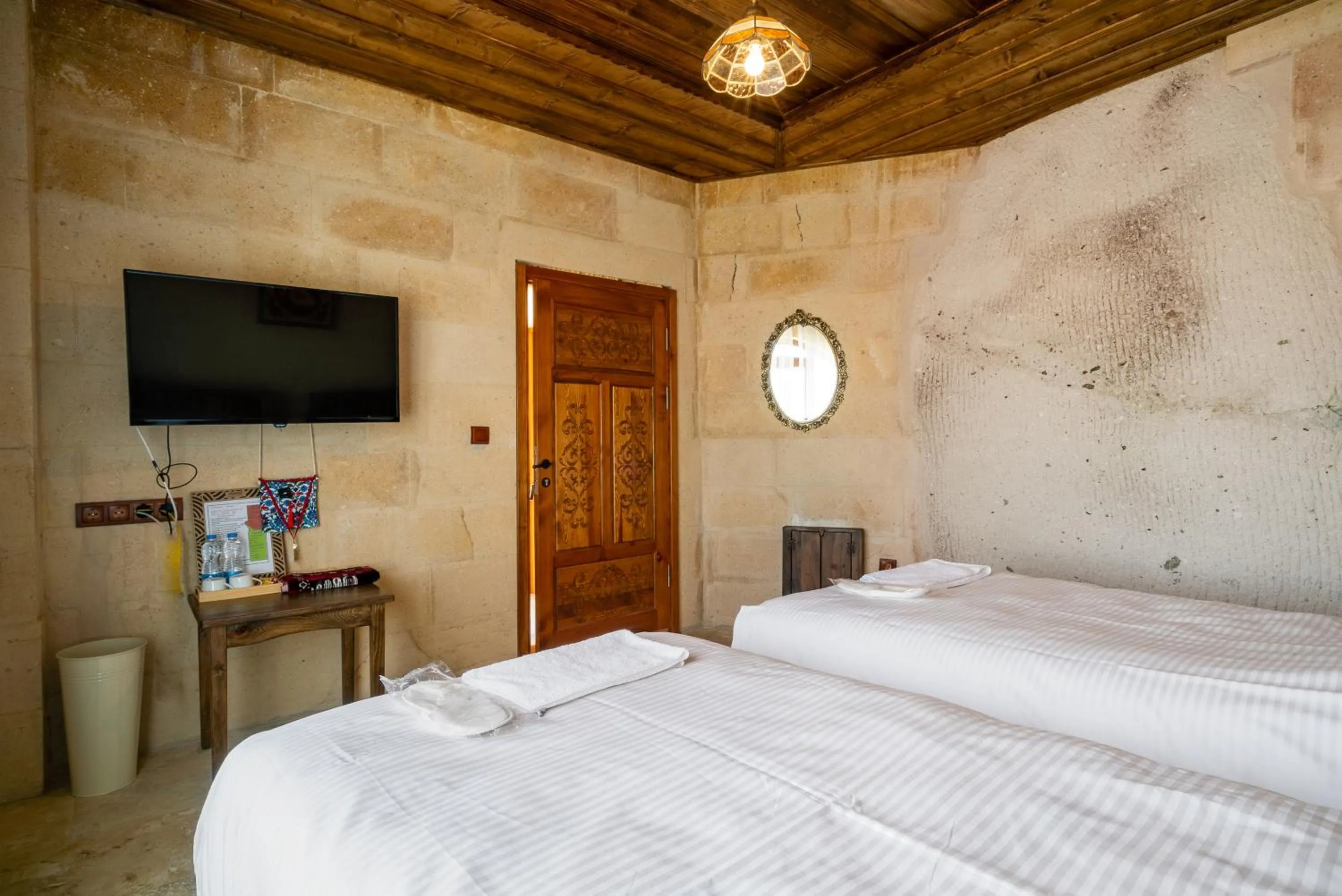 TV and multimedia, Bed in Cappadocia inans Cave & Swimming Pool Hot