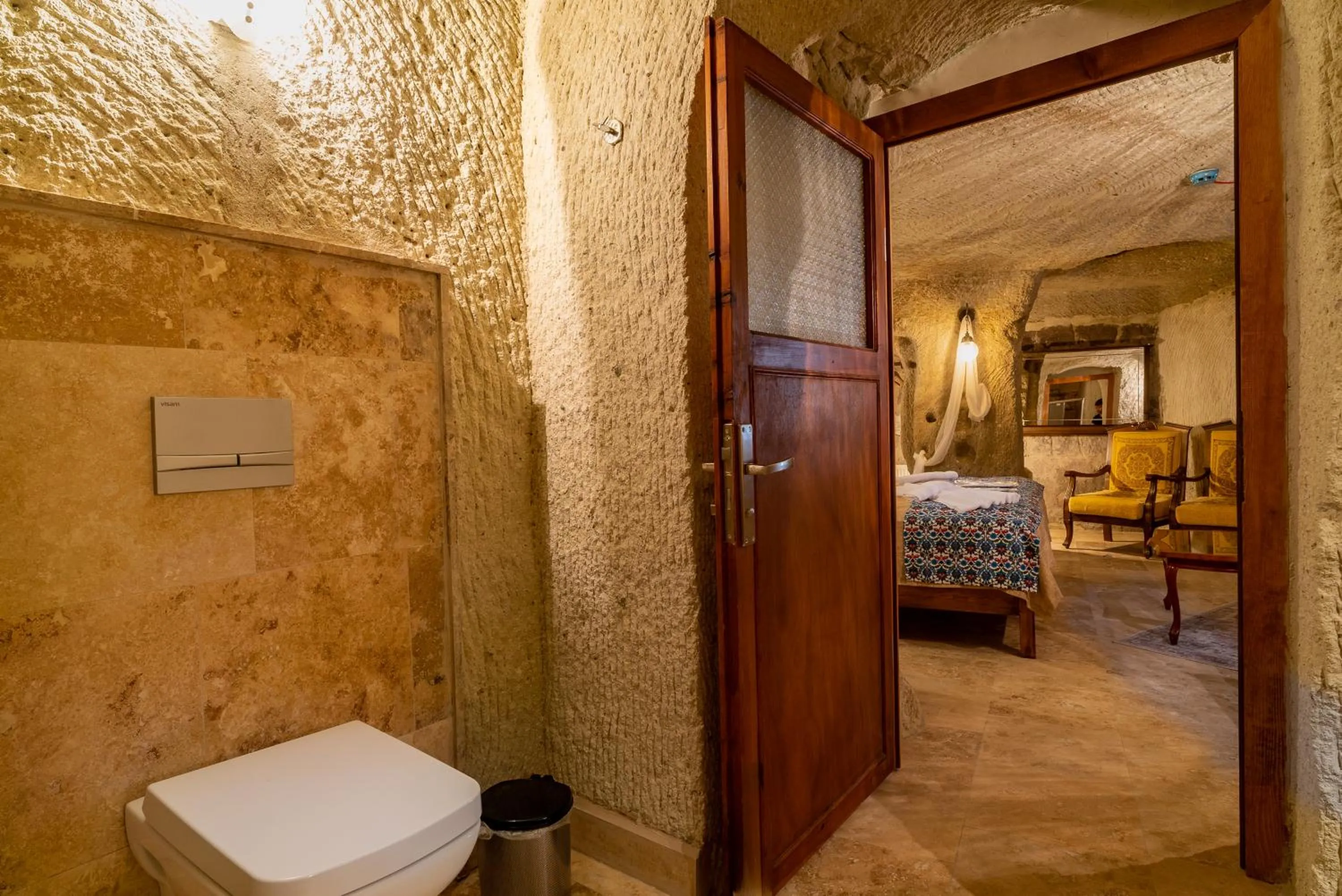 Toilet in Cappadocia inans Cave & Swimming Pool Hot