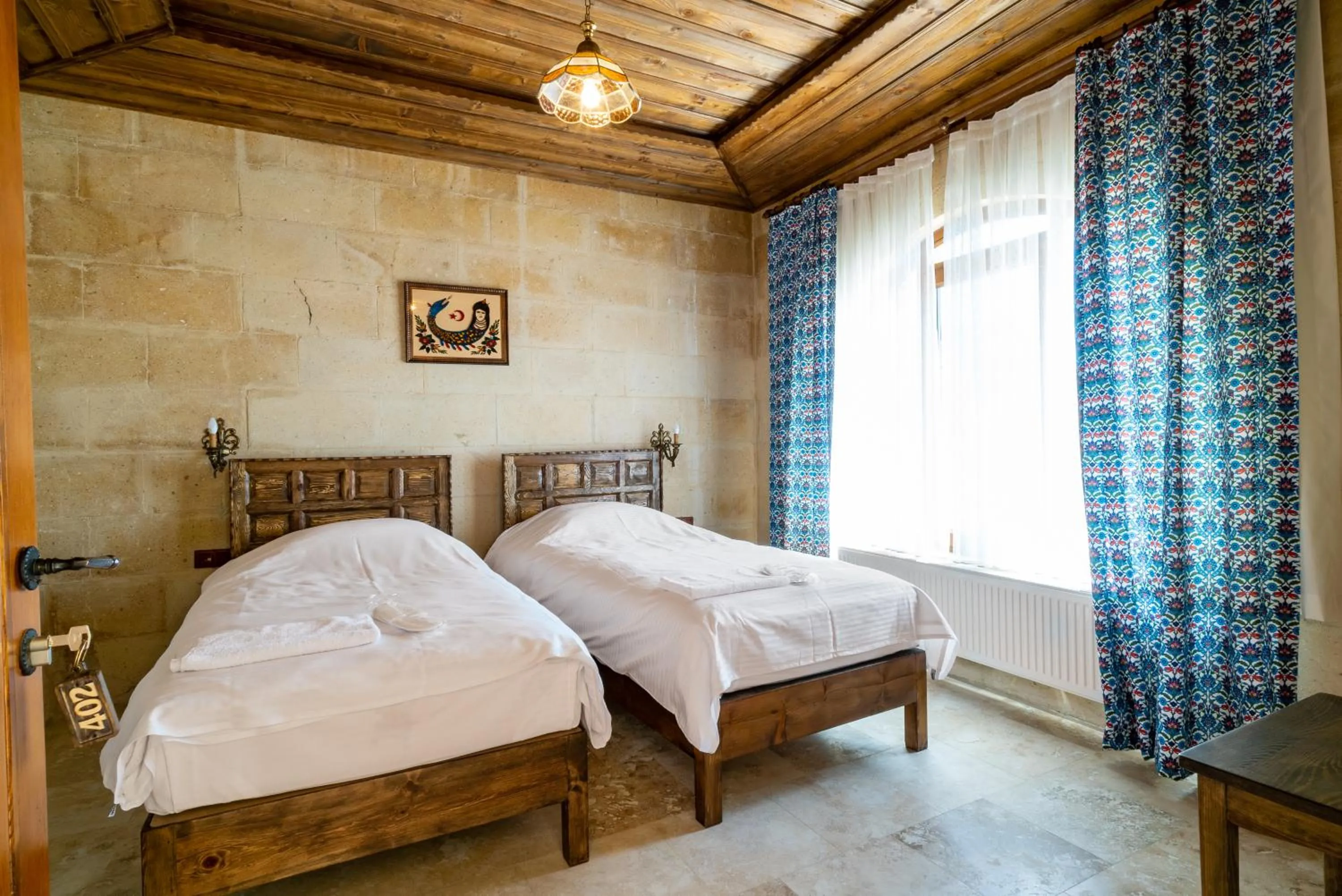 Bed in Cappadocia inans Cave & Swimming Pool Hot