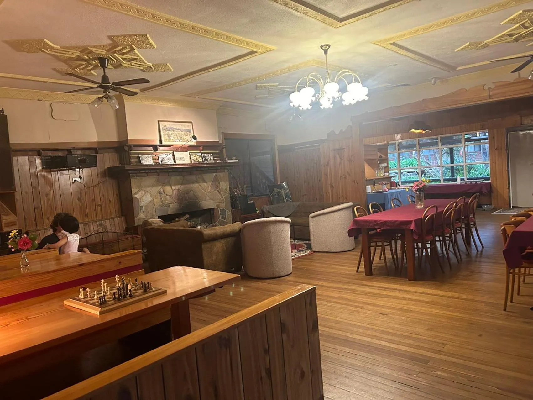 Restaurant/places to eat in Green Gables Motel in Warburton