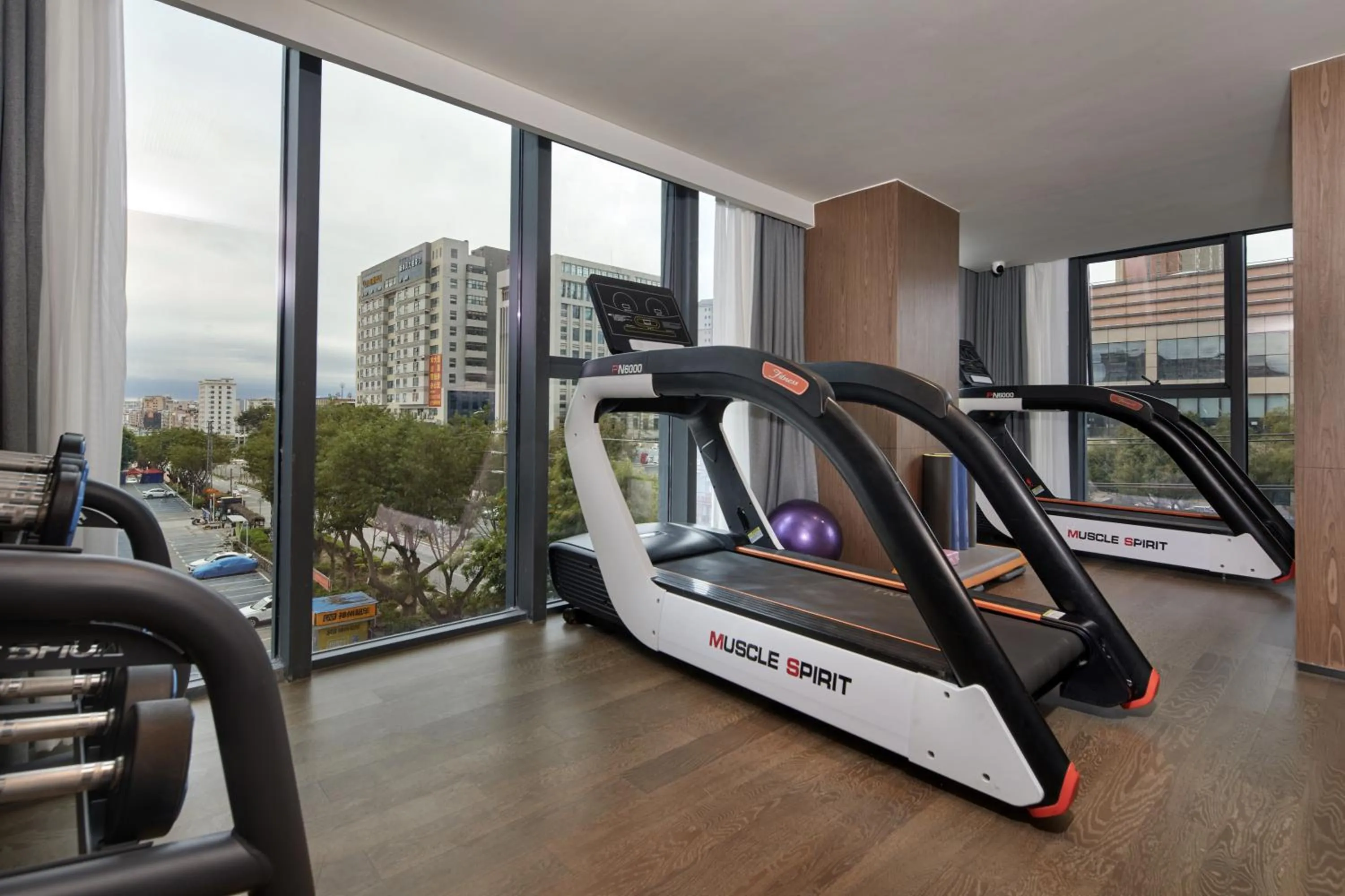 Dongguan Tangxia Huaman Hotel