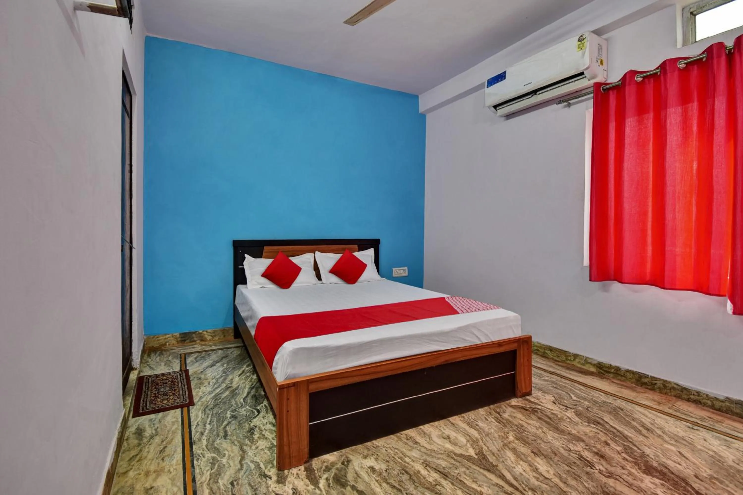 Bedroom in Super Hotel O HM & Restaurant