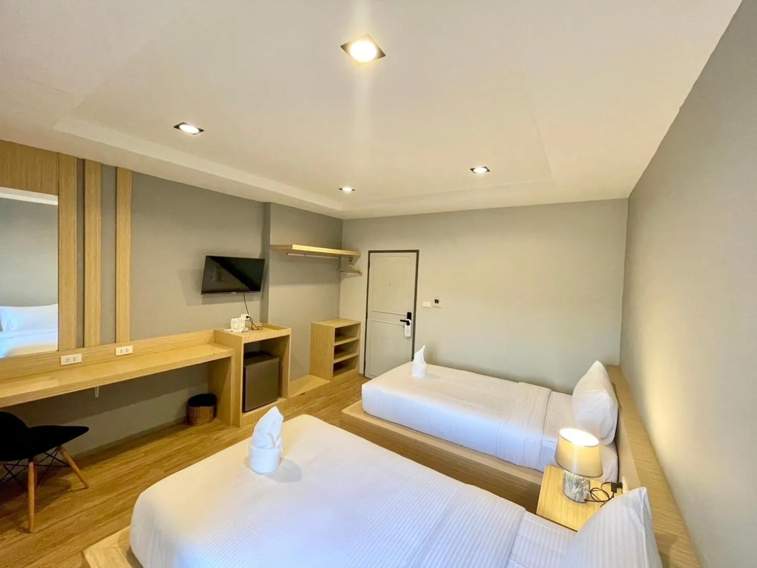 Bed in Klaang Muang Hotel (โรงแรมกลางเมือง)