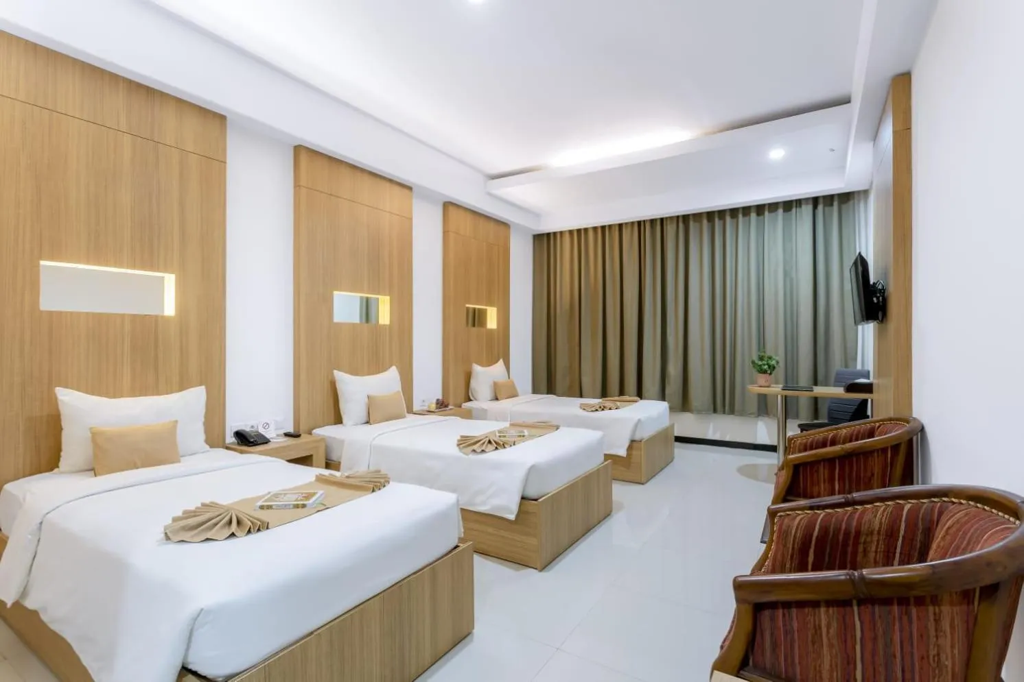 Bed in Sahid Azizah Syariah Hotel and Convention Kendari