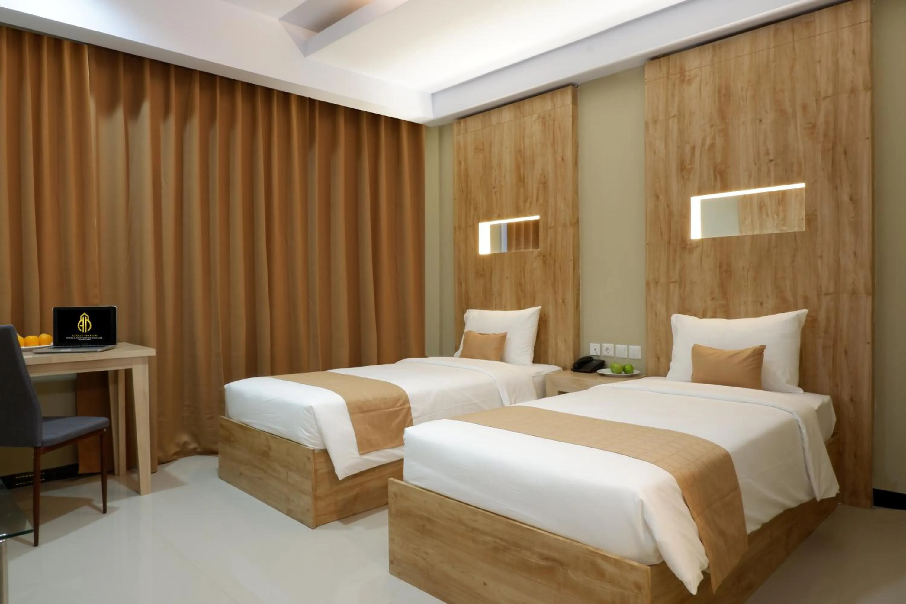 Bed in Sahid Azizah Syariah Hotel and Convention Kendari