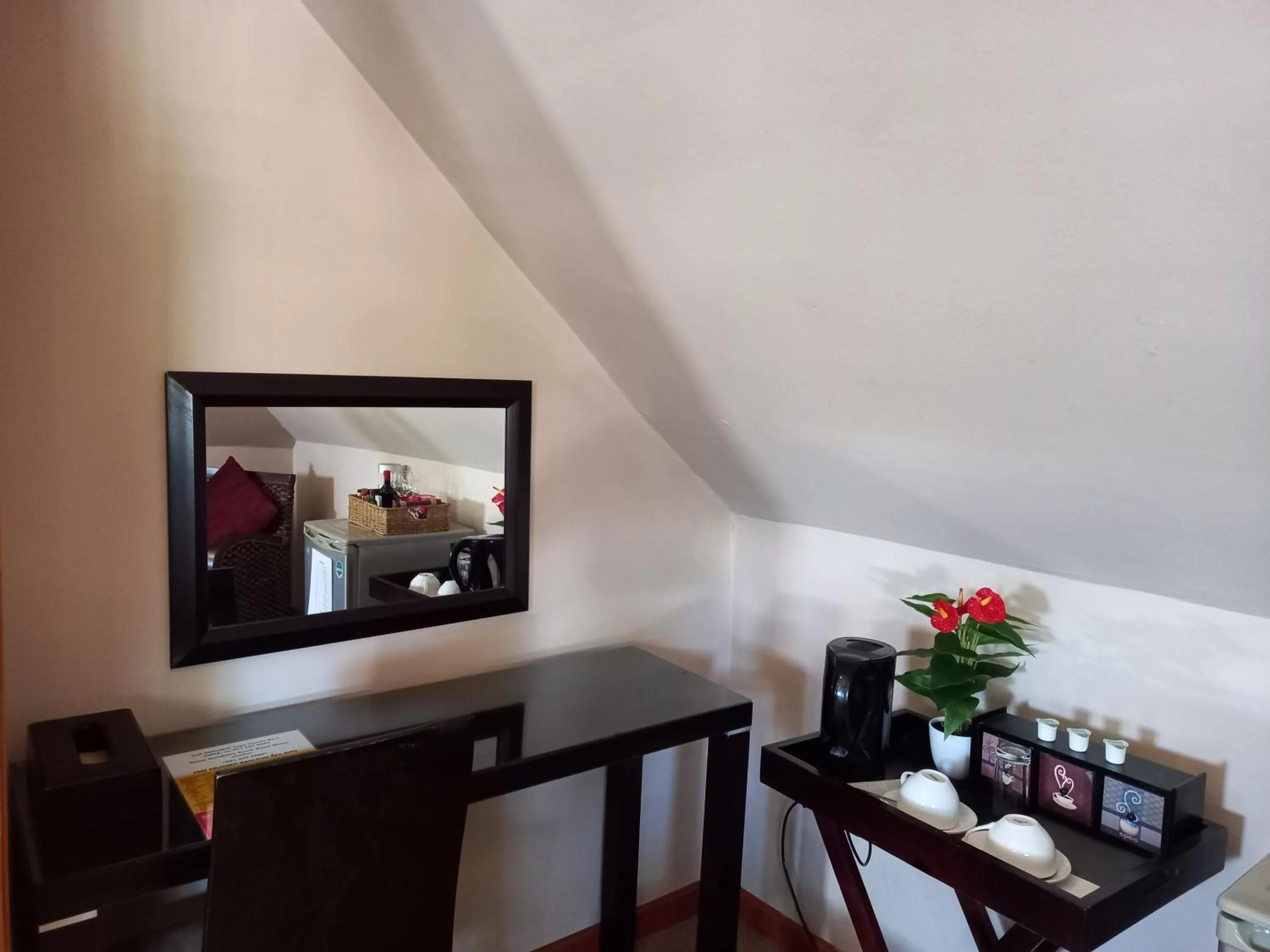 Coffee/tea facilities in Mandalay Beach Guest House