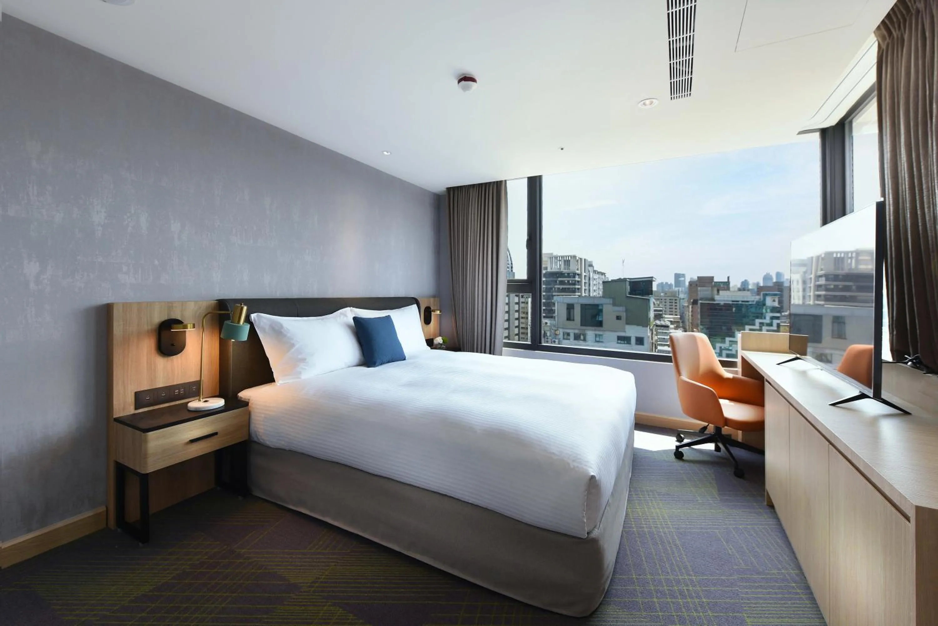 Photo of the whole room, Bed in Fullon Poshtel - Kaohsiung