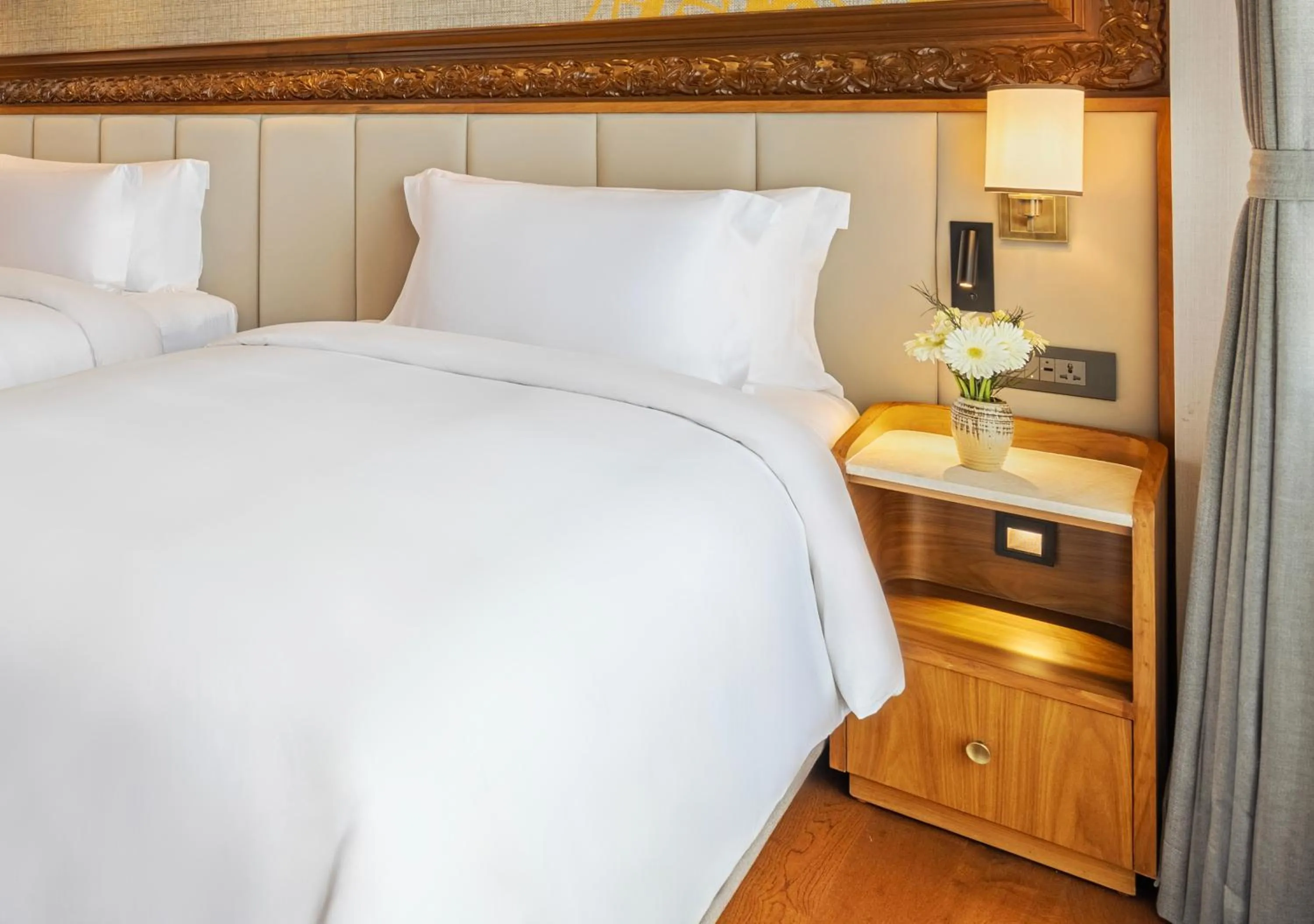 Bed in Dusit Thani Himalayan Resort Dhulikhel, Nepal