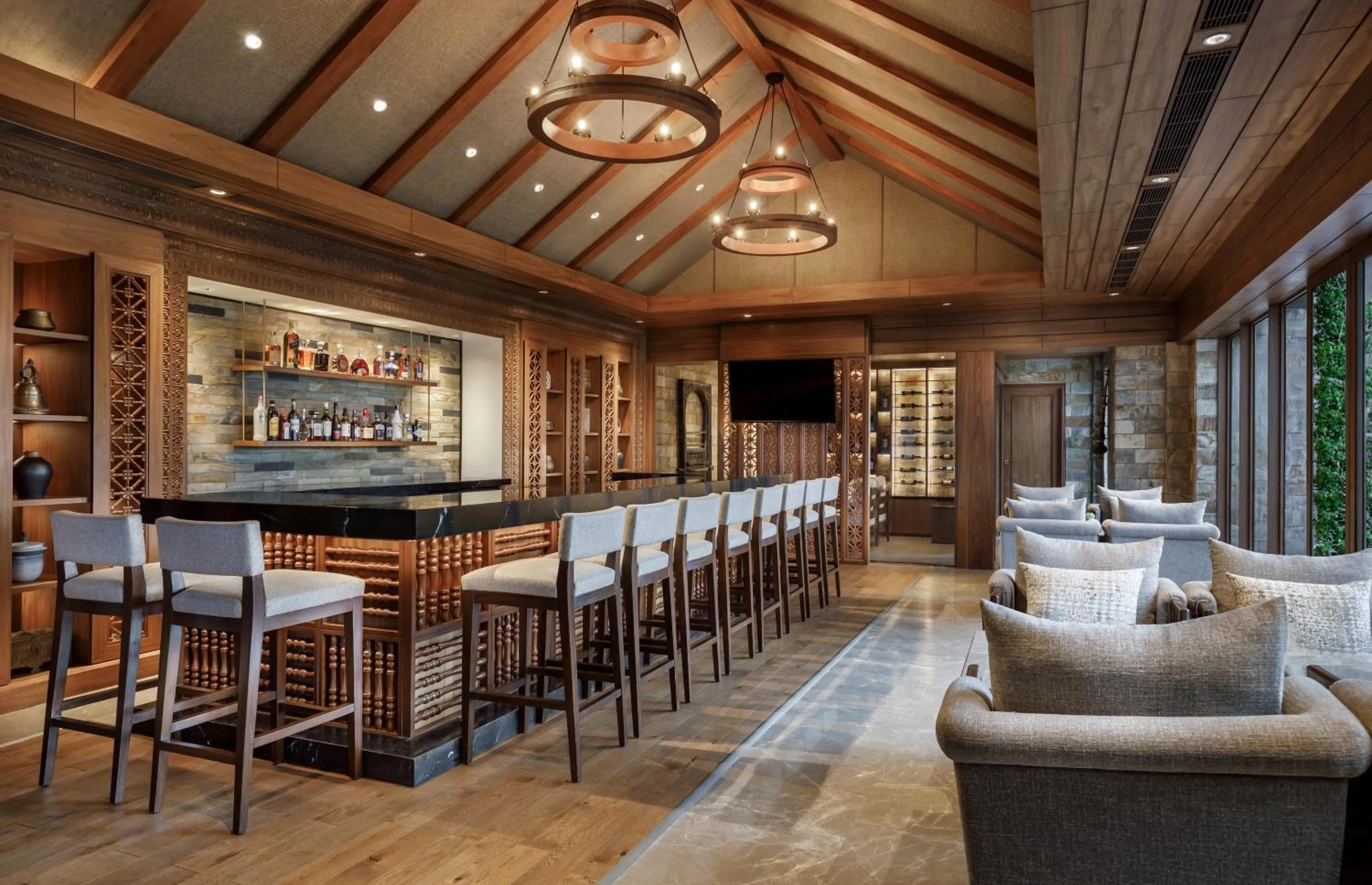 Lounge or bar in Dusit Thani Himalayan Resort Dhulikhel, Nepal