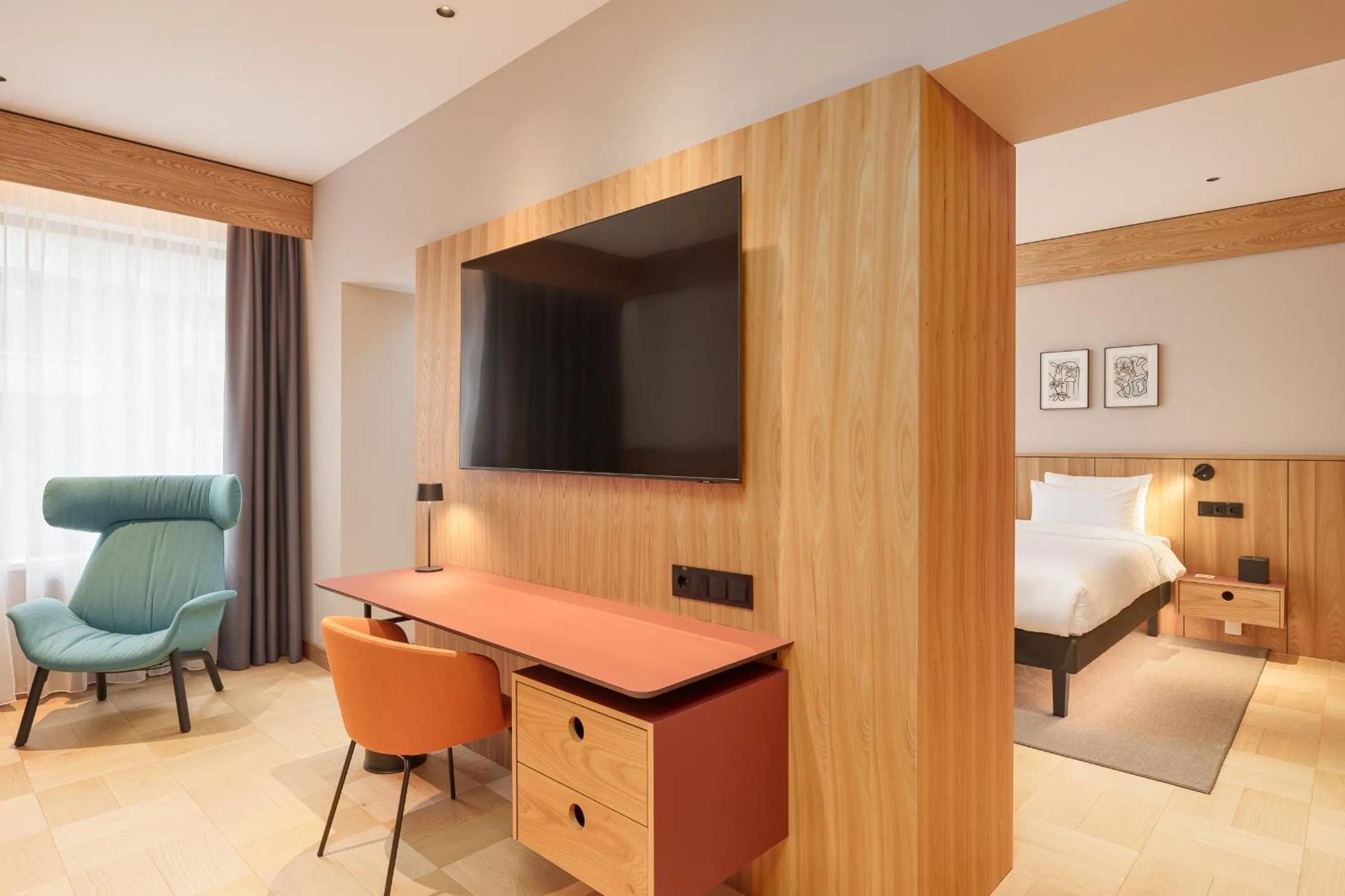 TV and multimedia, Bed in Aston Hotel Riga