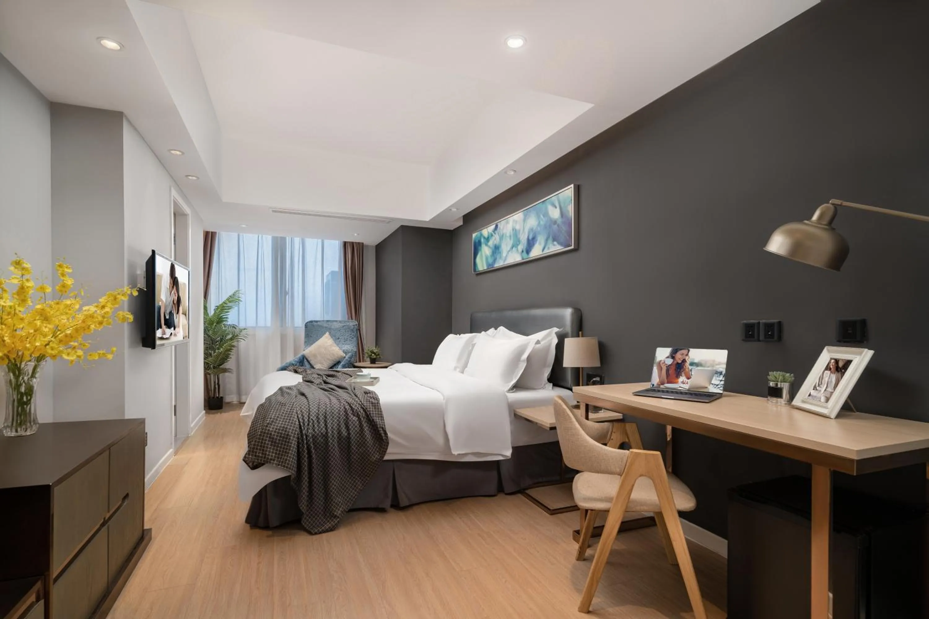 Bed in Citadines Apart'hotel Shanghai Jing'an Temple