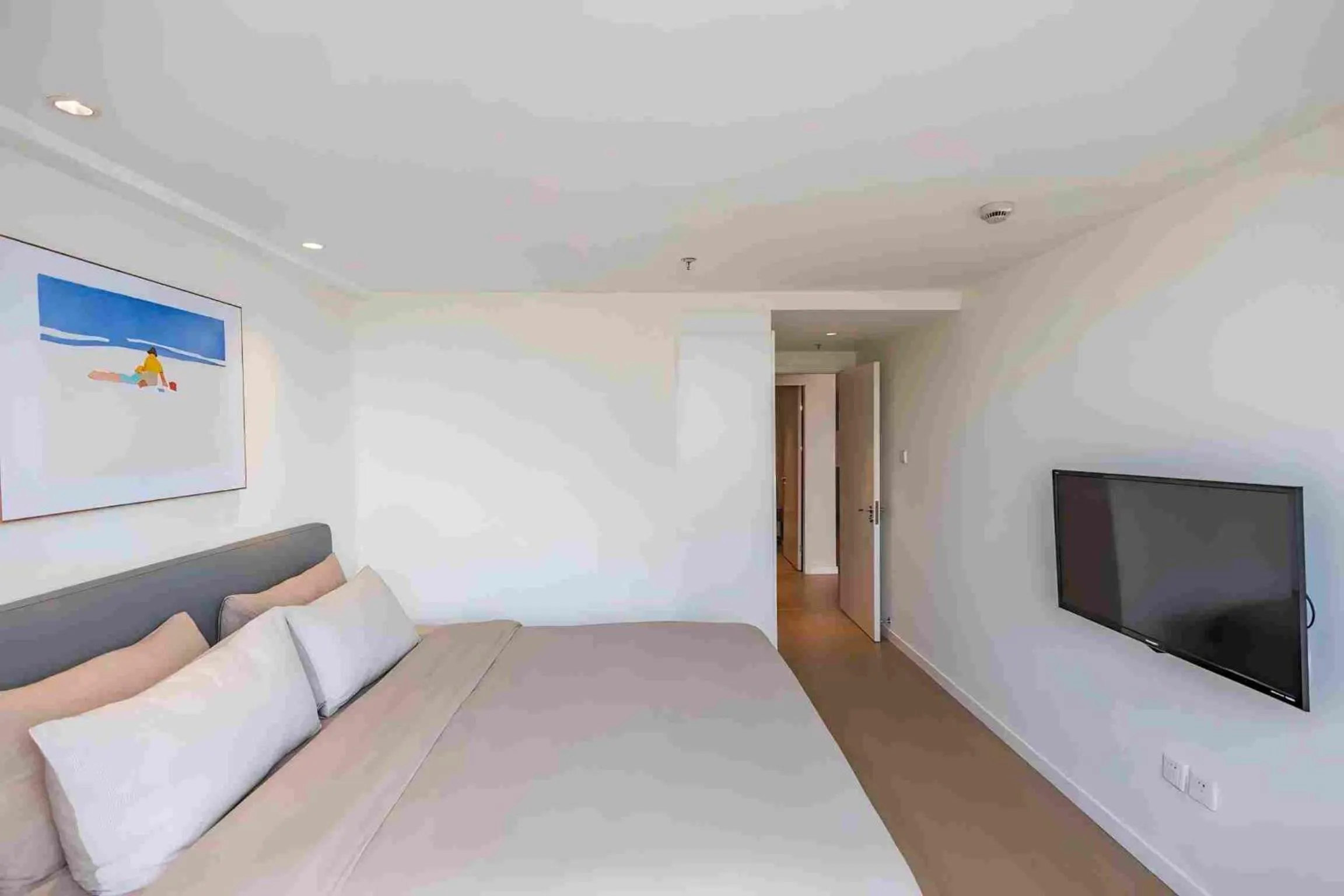 Bedroom, Bed in Citadines Apart'hotel Shanghai Jing'an Temple