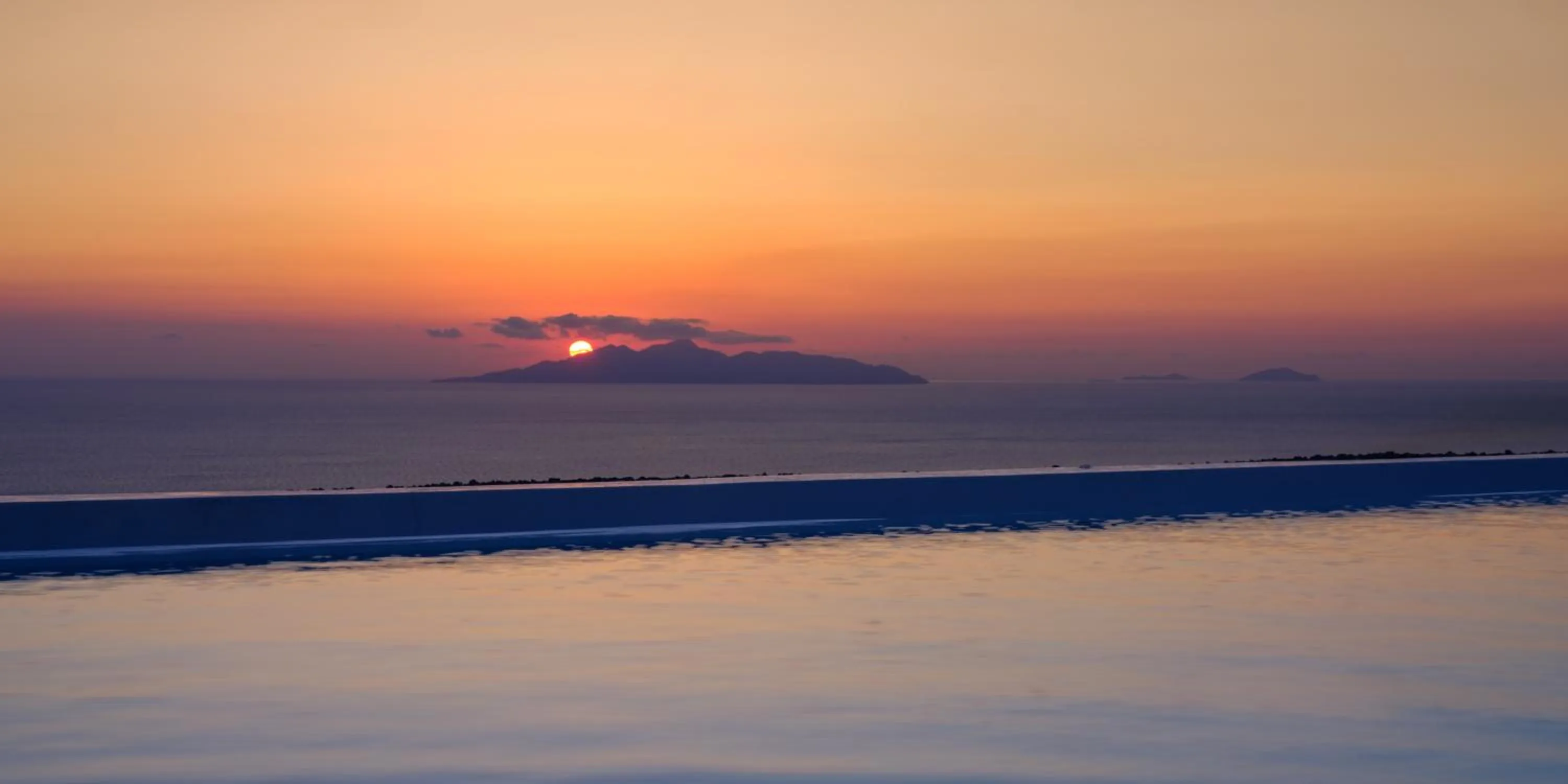 Property building in Terra Blanca Suites