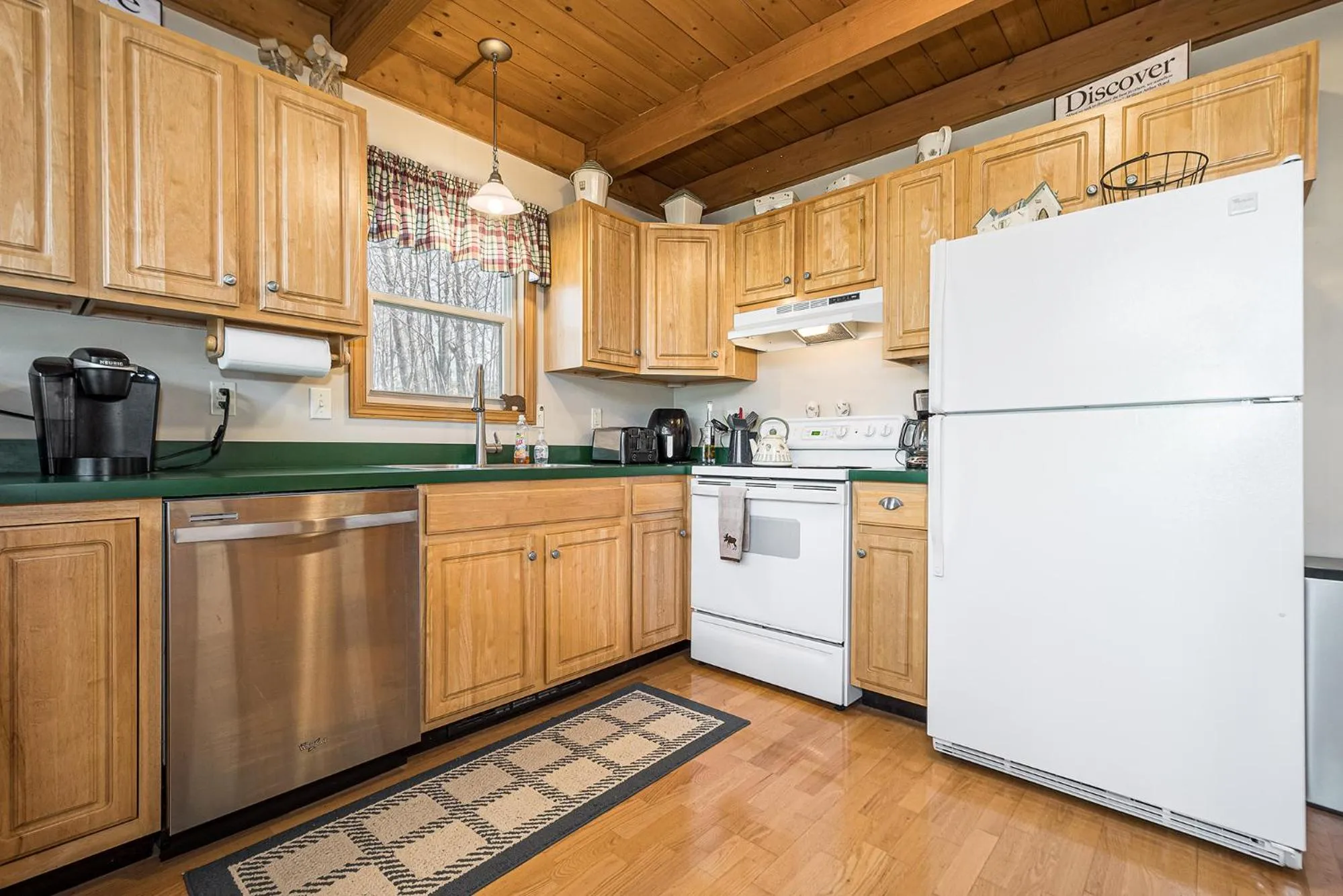 Property building in Mountain Freedom