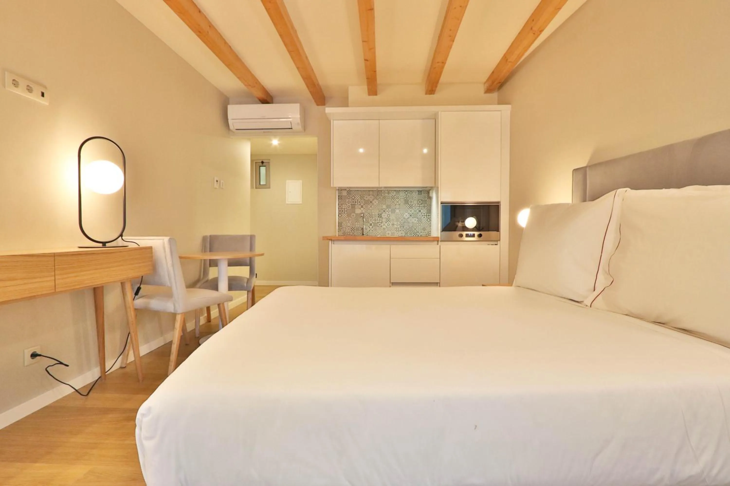 Bed in BOULEVARD Boutique Studios