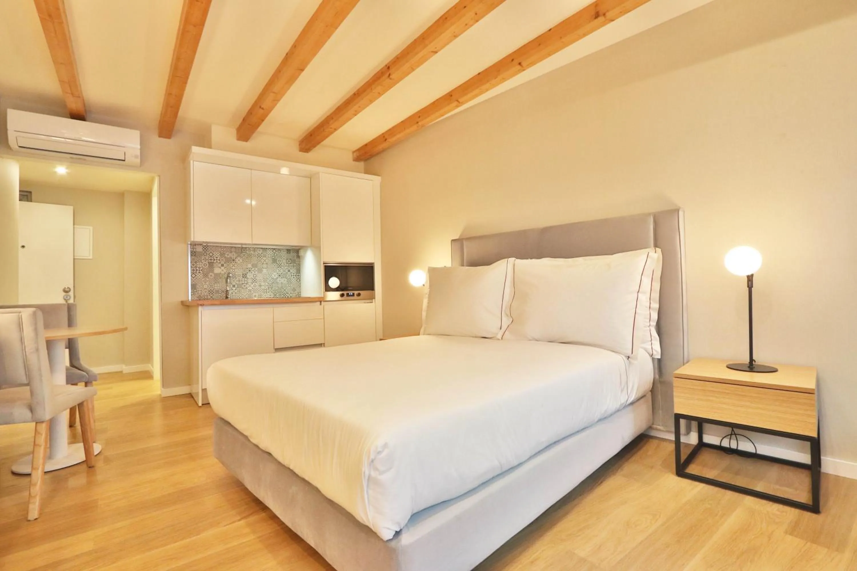 Bed in BOULEVARD Boutique Studios