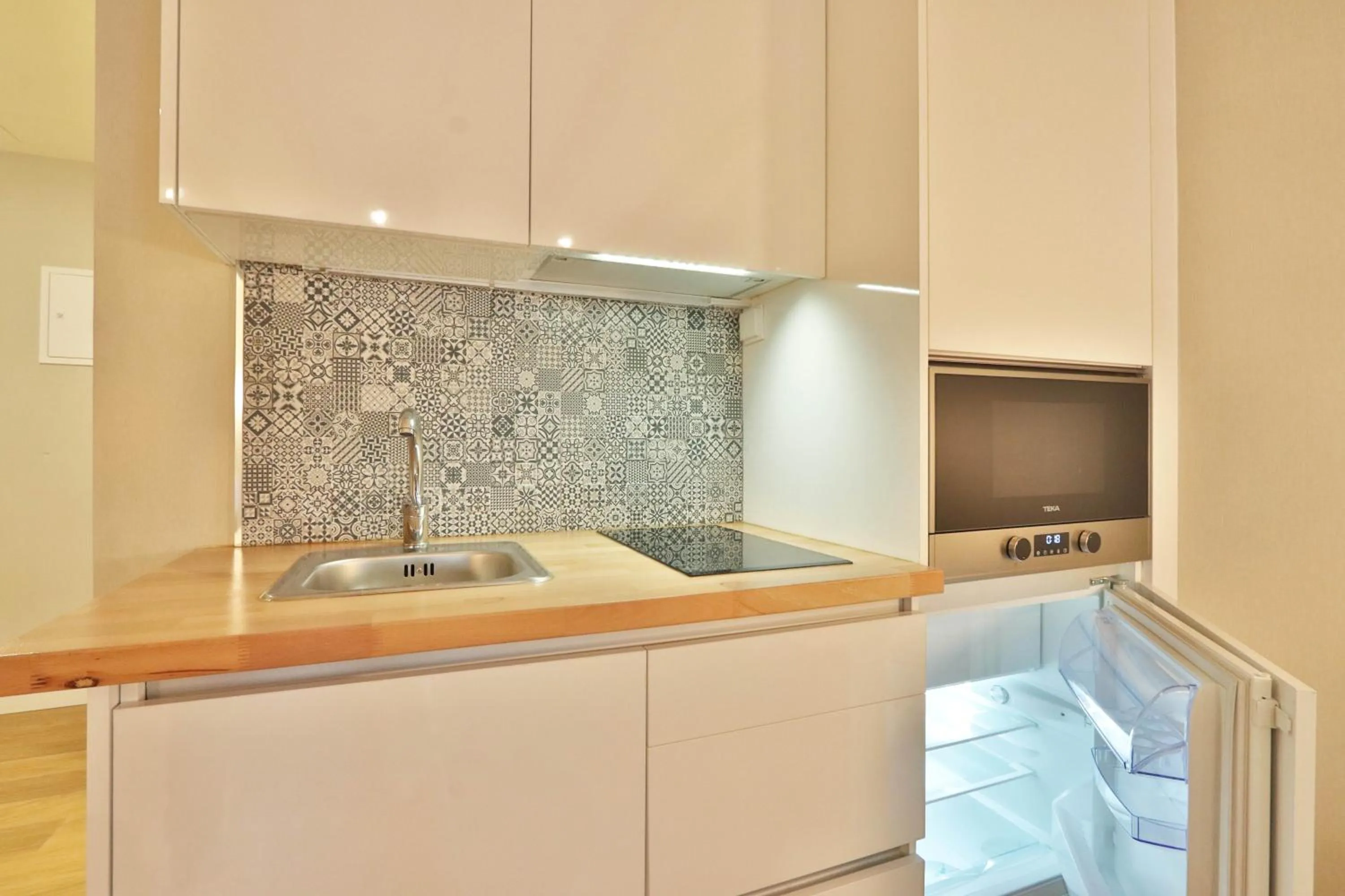 Kitchen or kitchenette in BOULEVARD Boutique Studios
