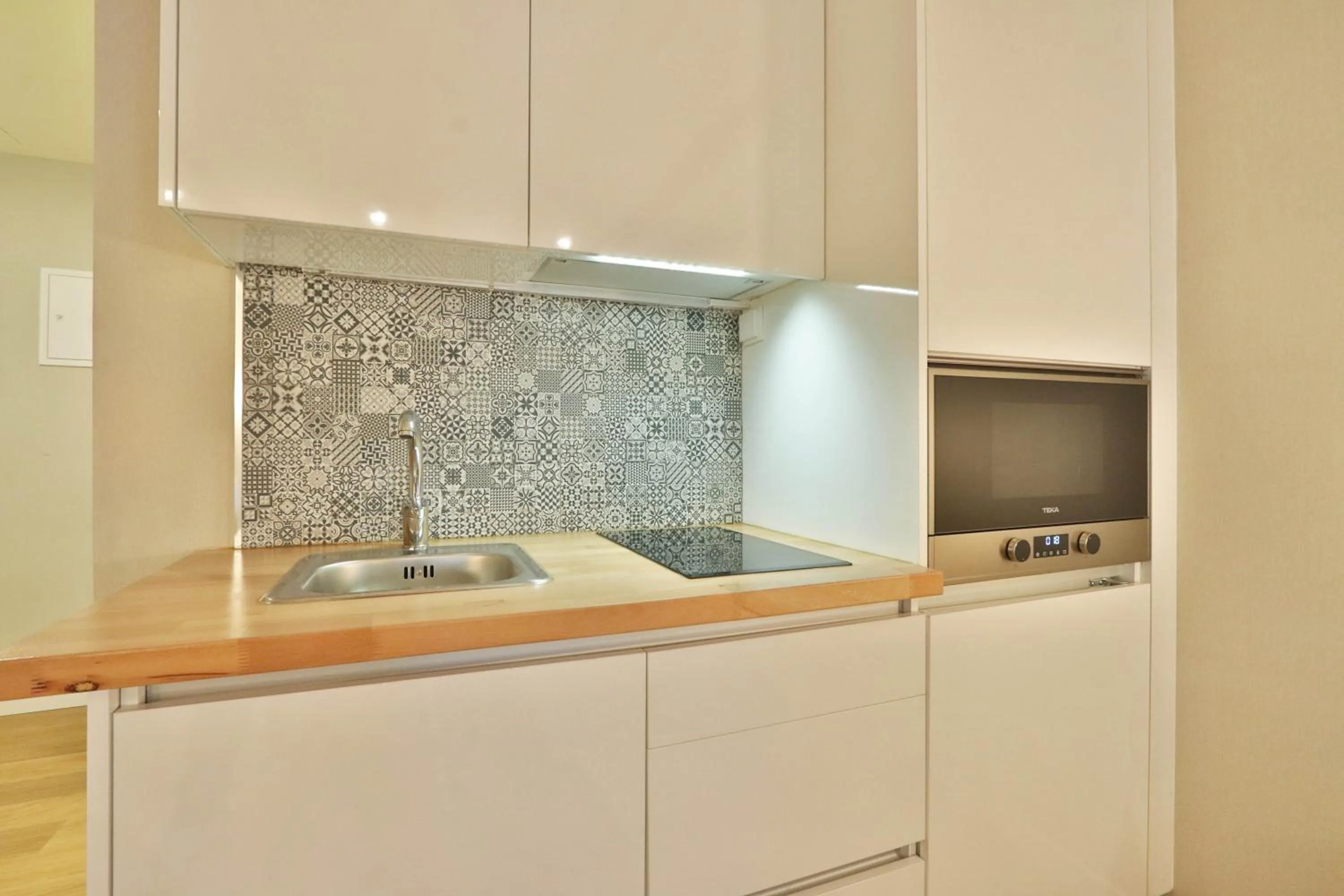 Kitchen or kitchenette in BOULEVARD Boutique Studios