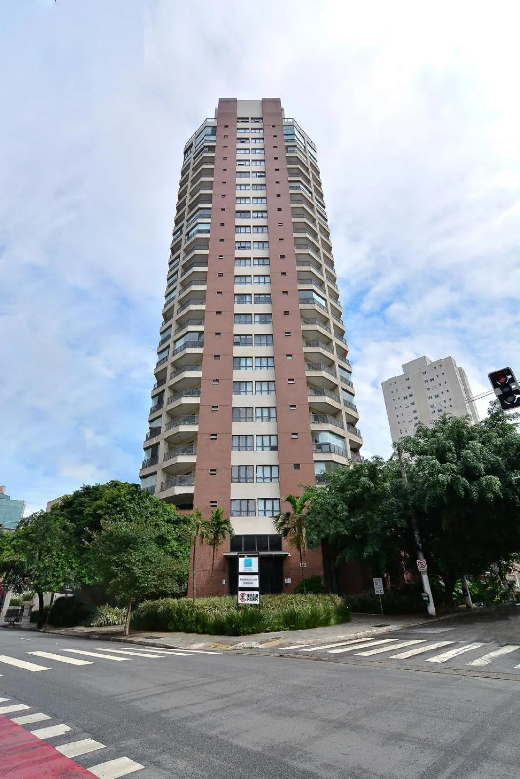 Property building in Charlie Faria Lima