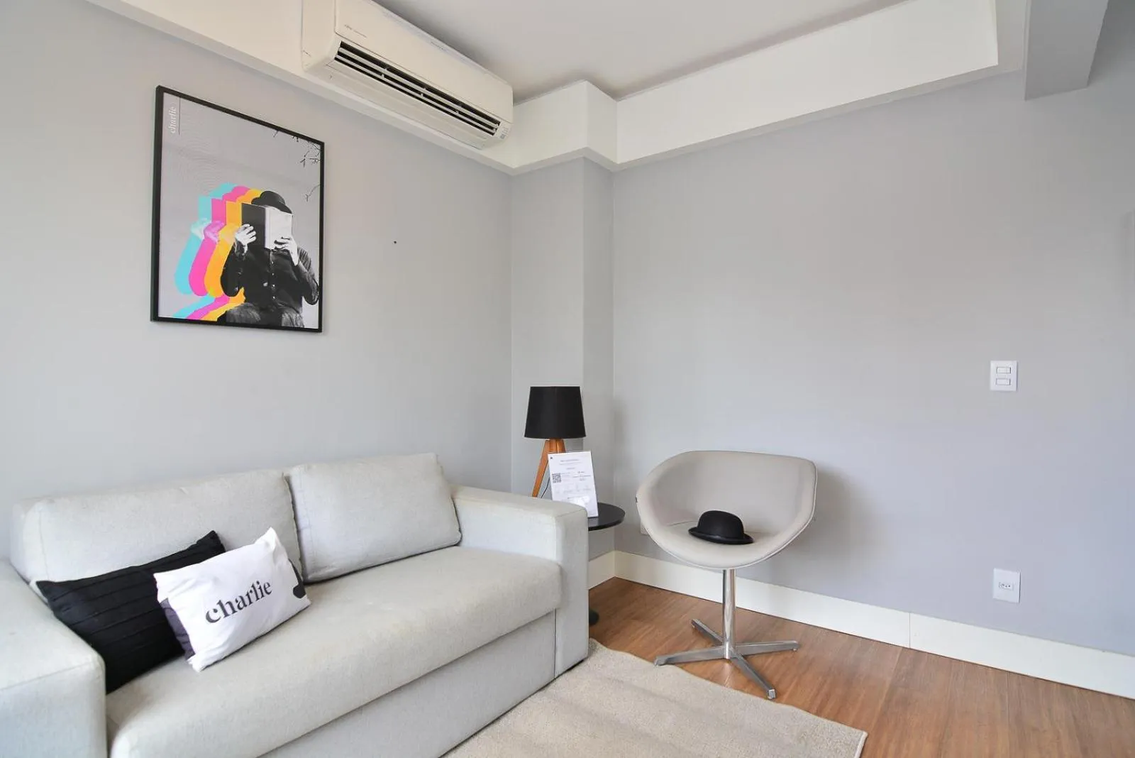 Living room in Charlie Faria Lima