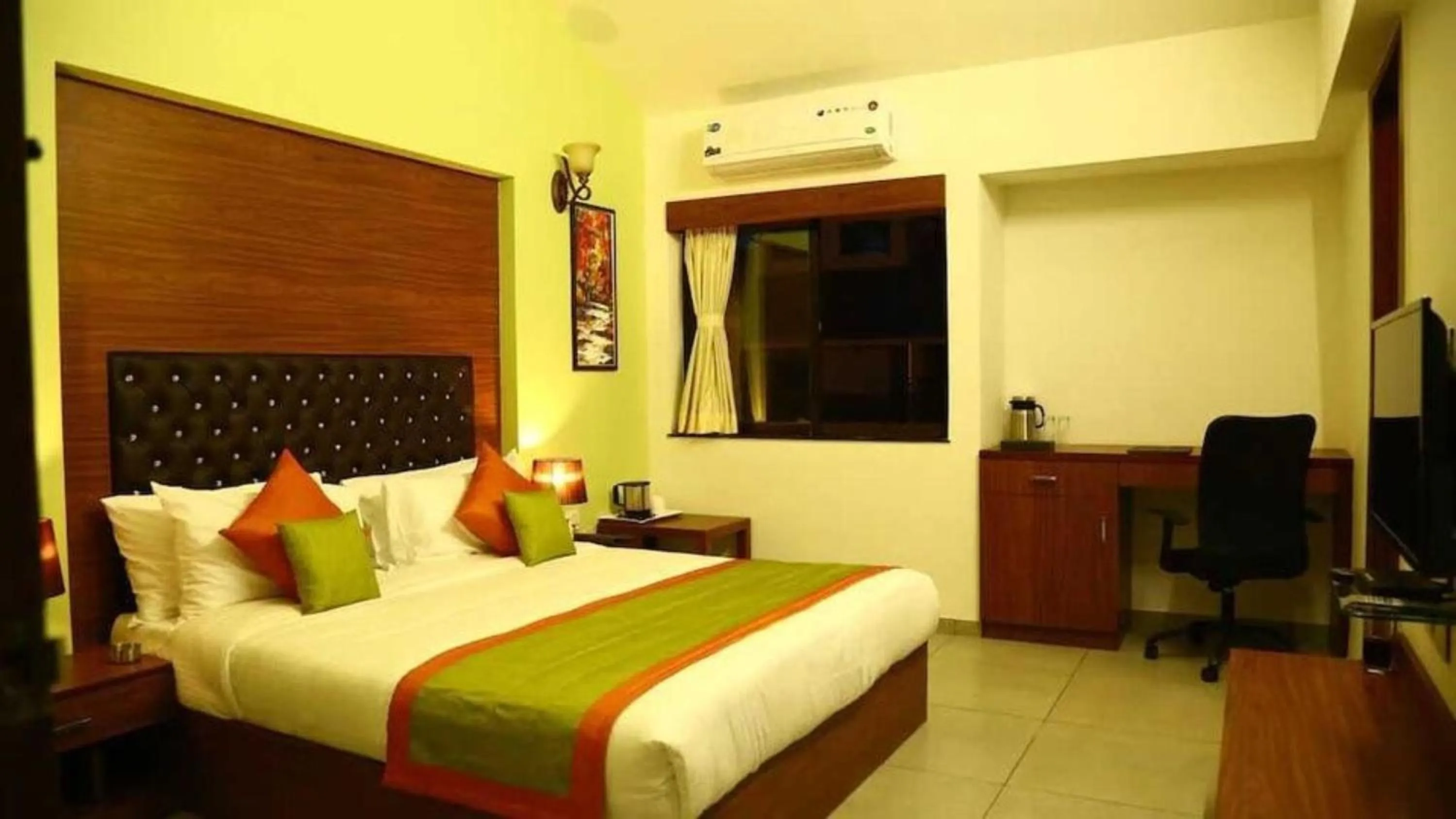 Bed in Palette by CheckIn The Royal Castle Resort Rajkot