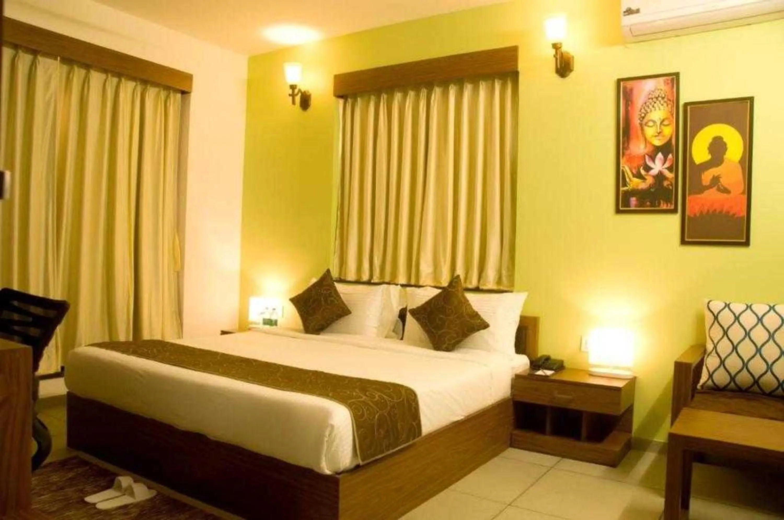 Bed in Palette by CheckIn The Royal Castle Resort Rajkot