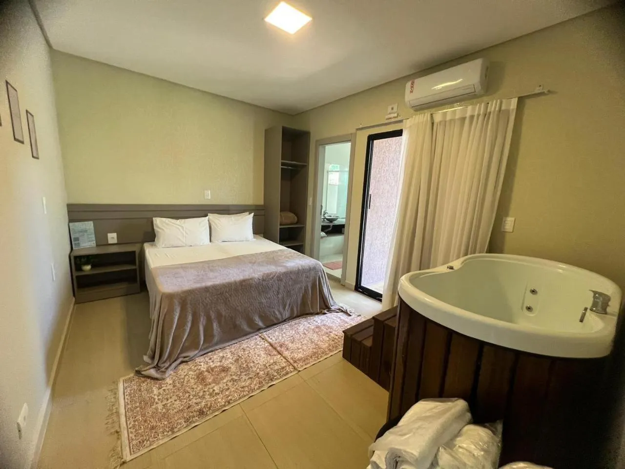 Bed in Recanto Catarina